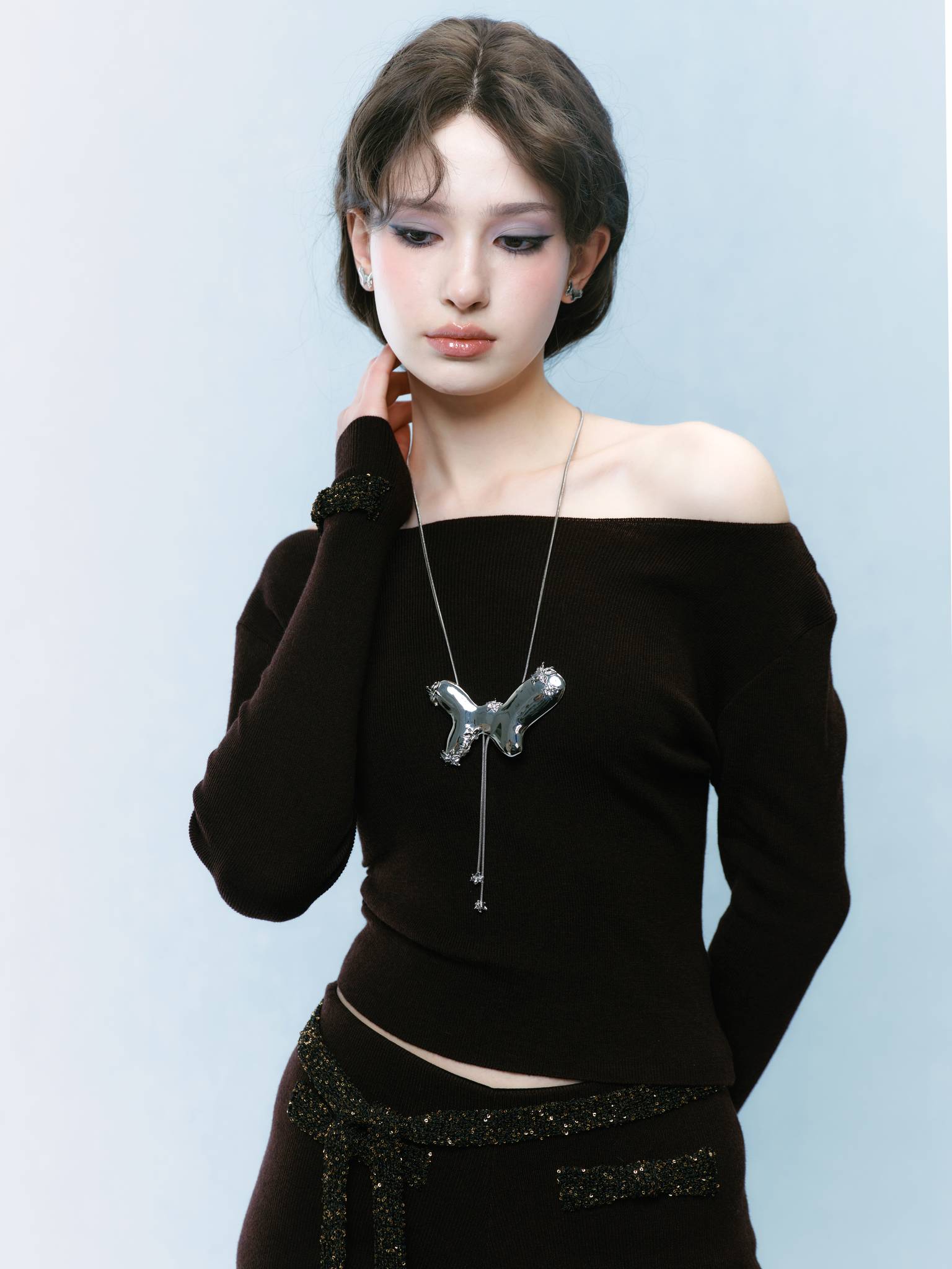 Lily Wing Lariat