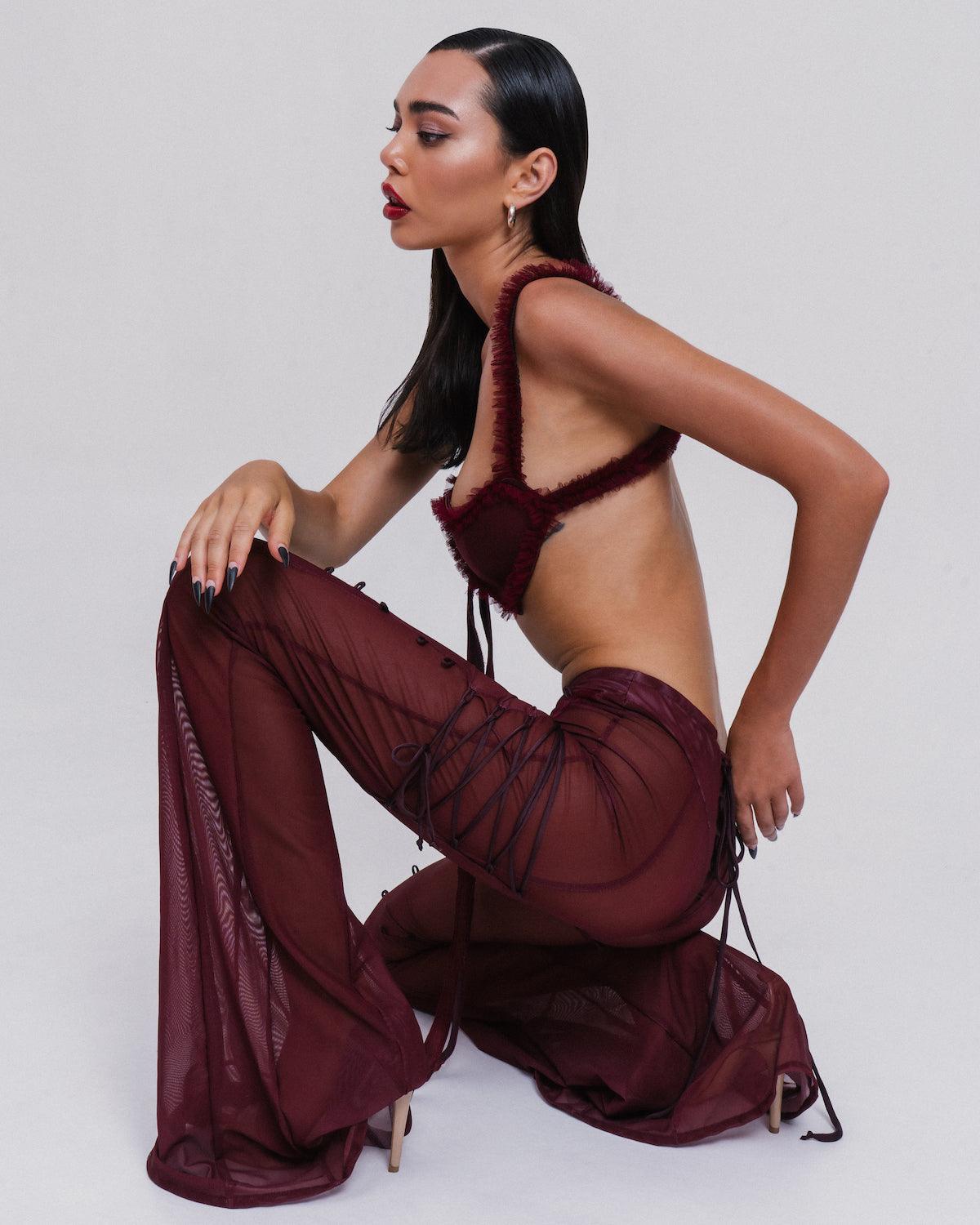 Feelings Die Pants in Wine