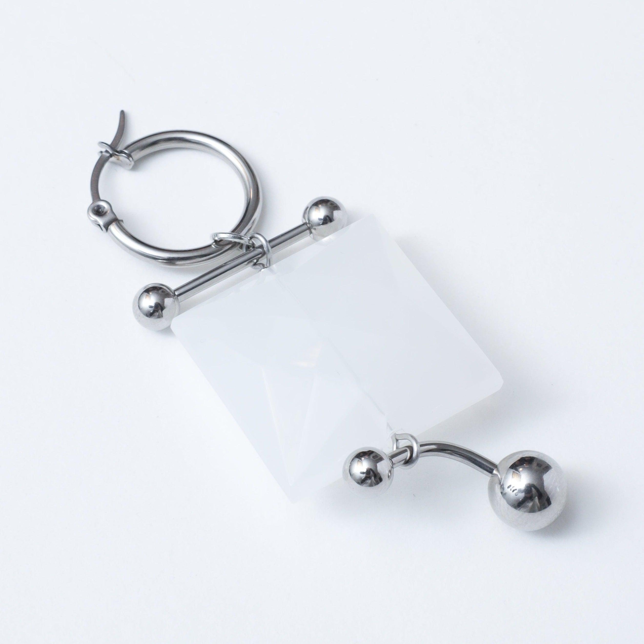 Leche 001 Single Earring