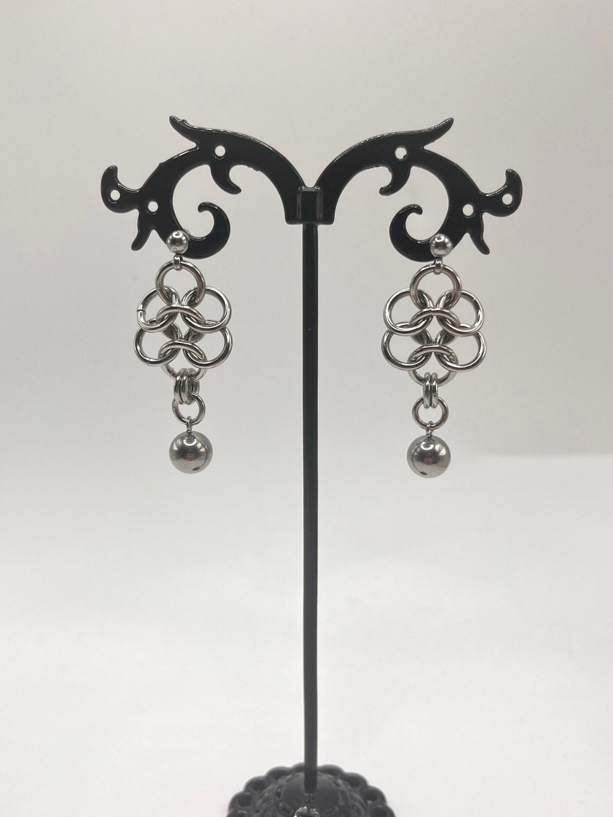 Pari Earrings