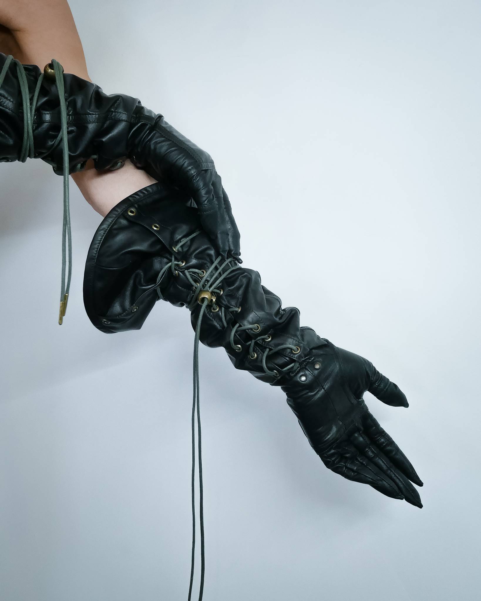 DEB Cavalry Gloves Black
