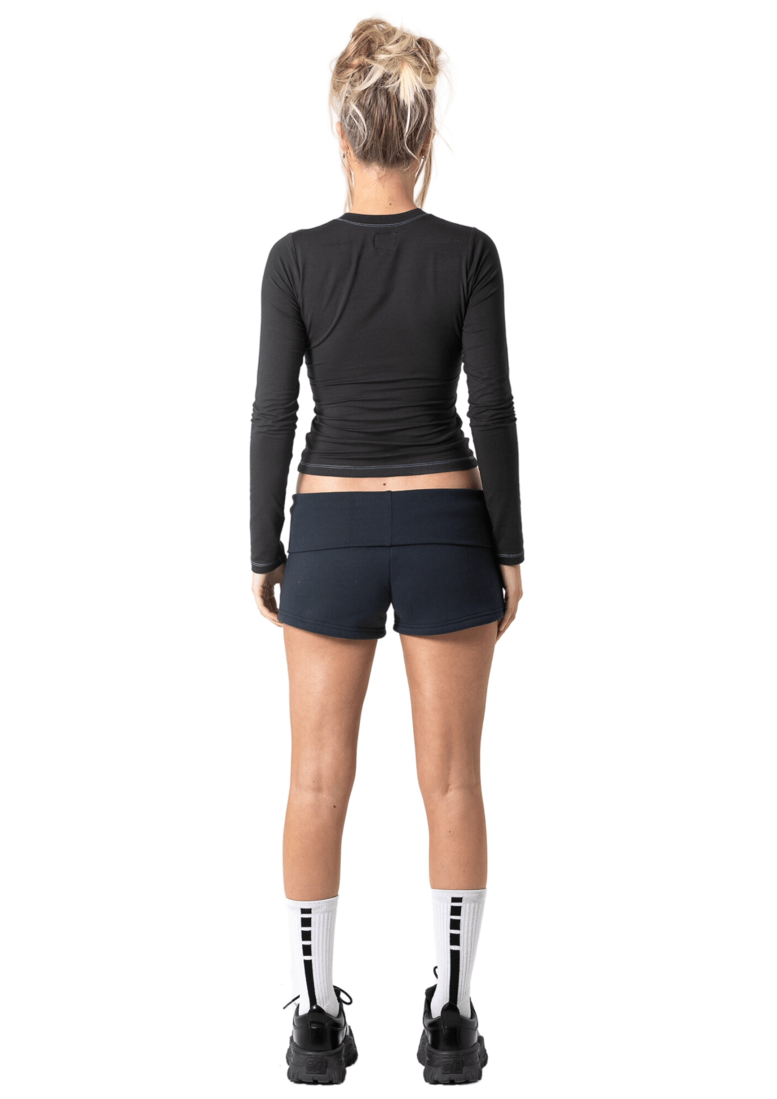 에보니 롱슬리브