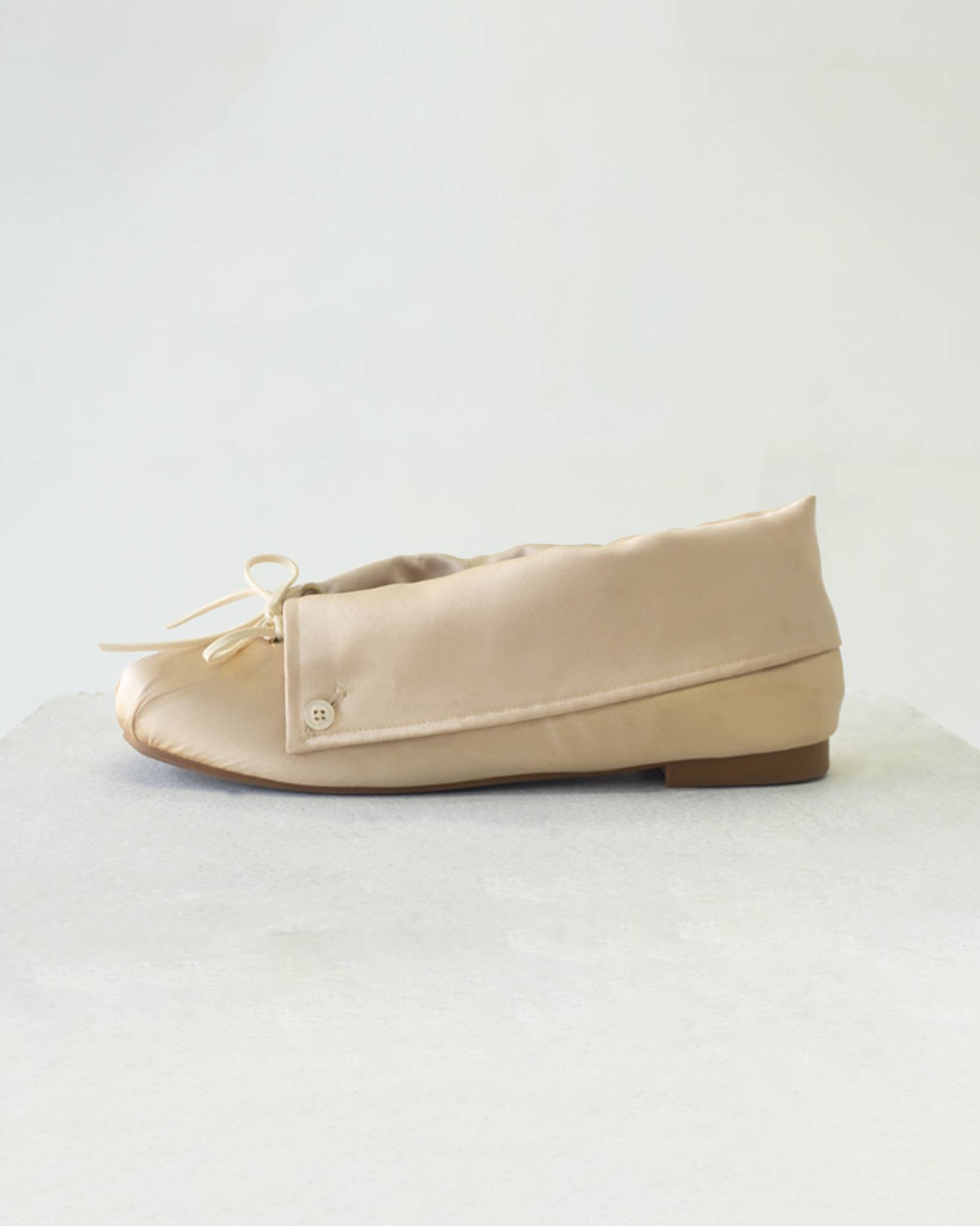 The Camille Ballerina Flat in Powder Gray