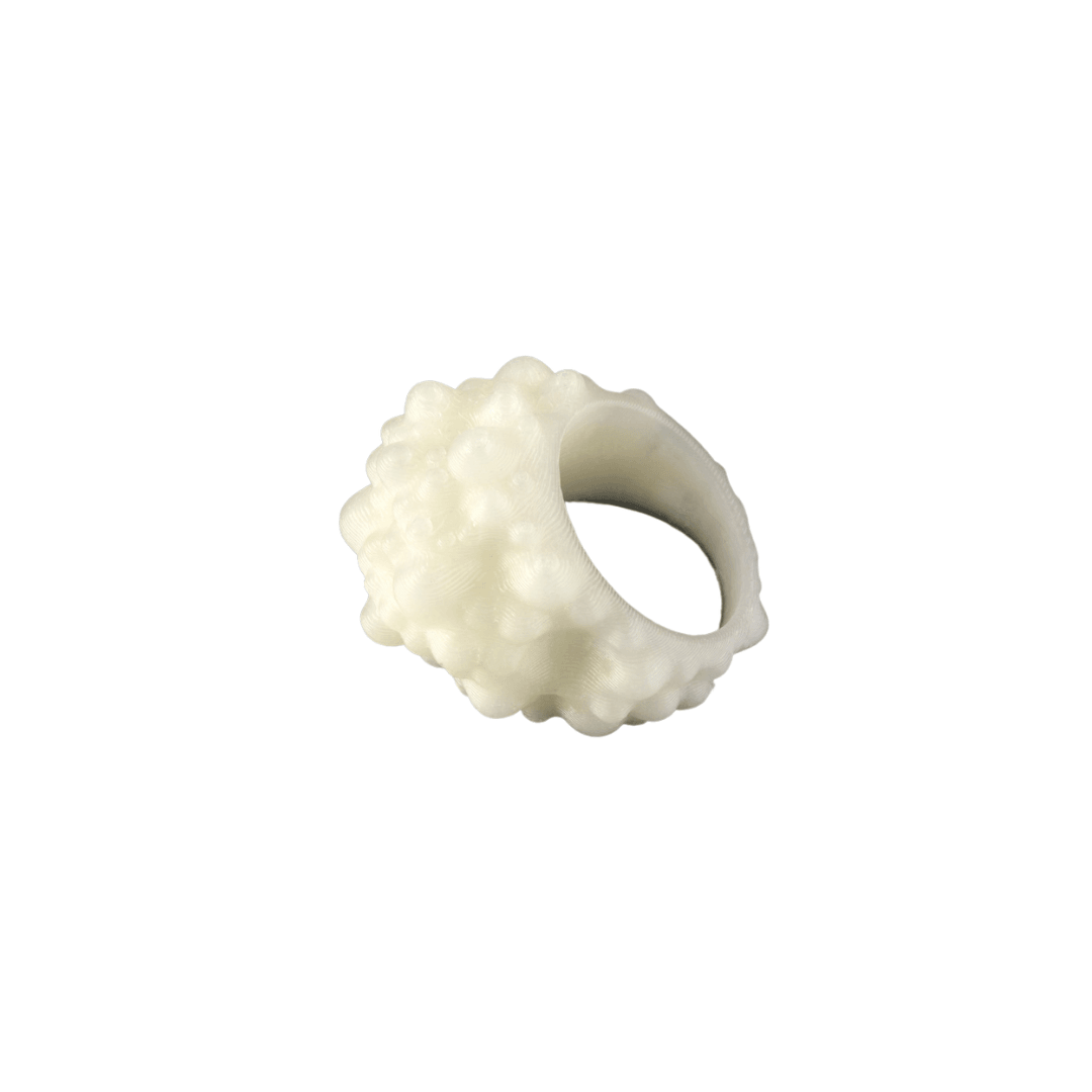 Oro No Ring in White - Size 8