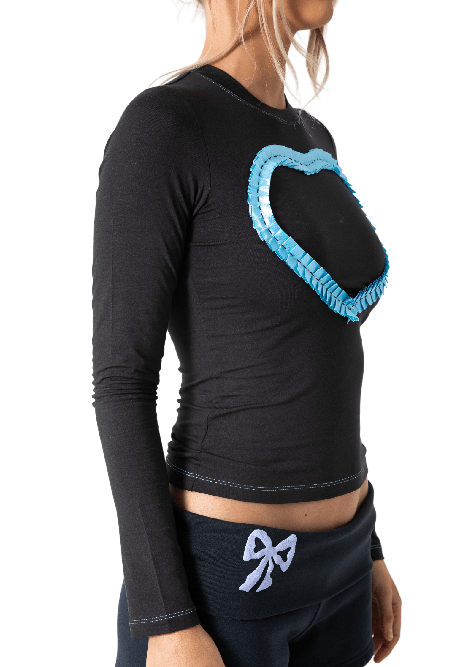 에보니 롱슬리브