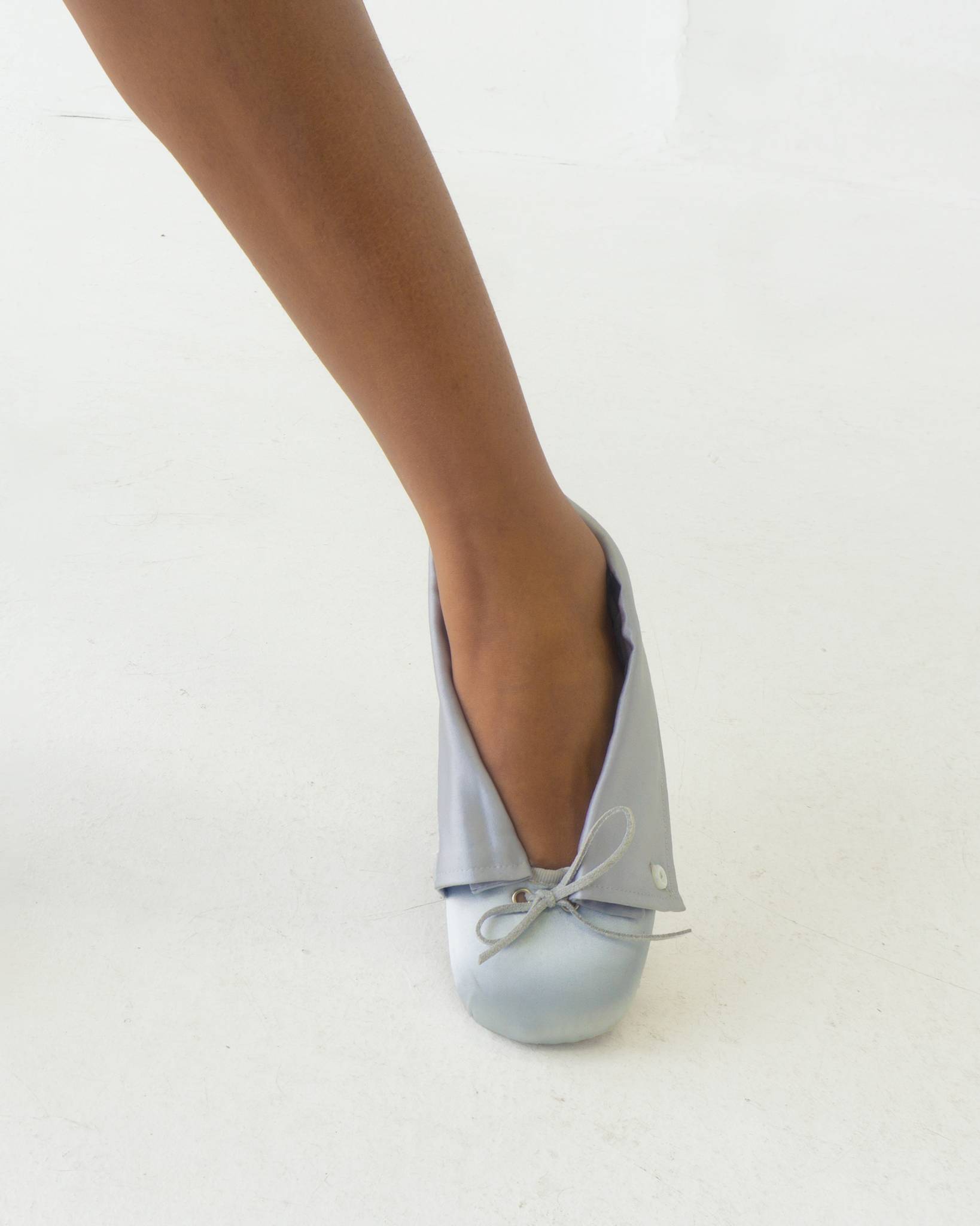 The Camille Ballerina Flat in Powder Gray