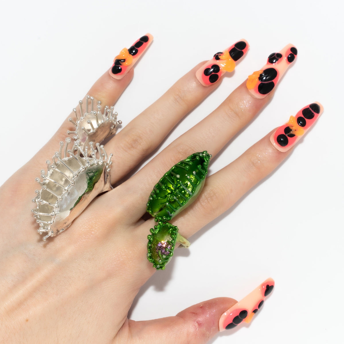 Nivorus Plant Ring in Green
