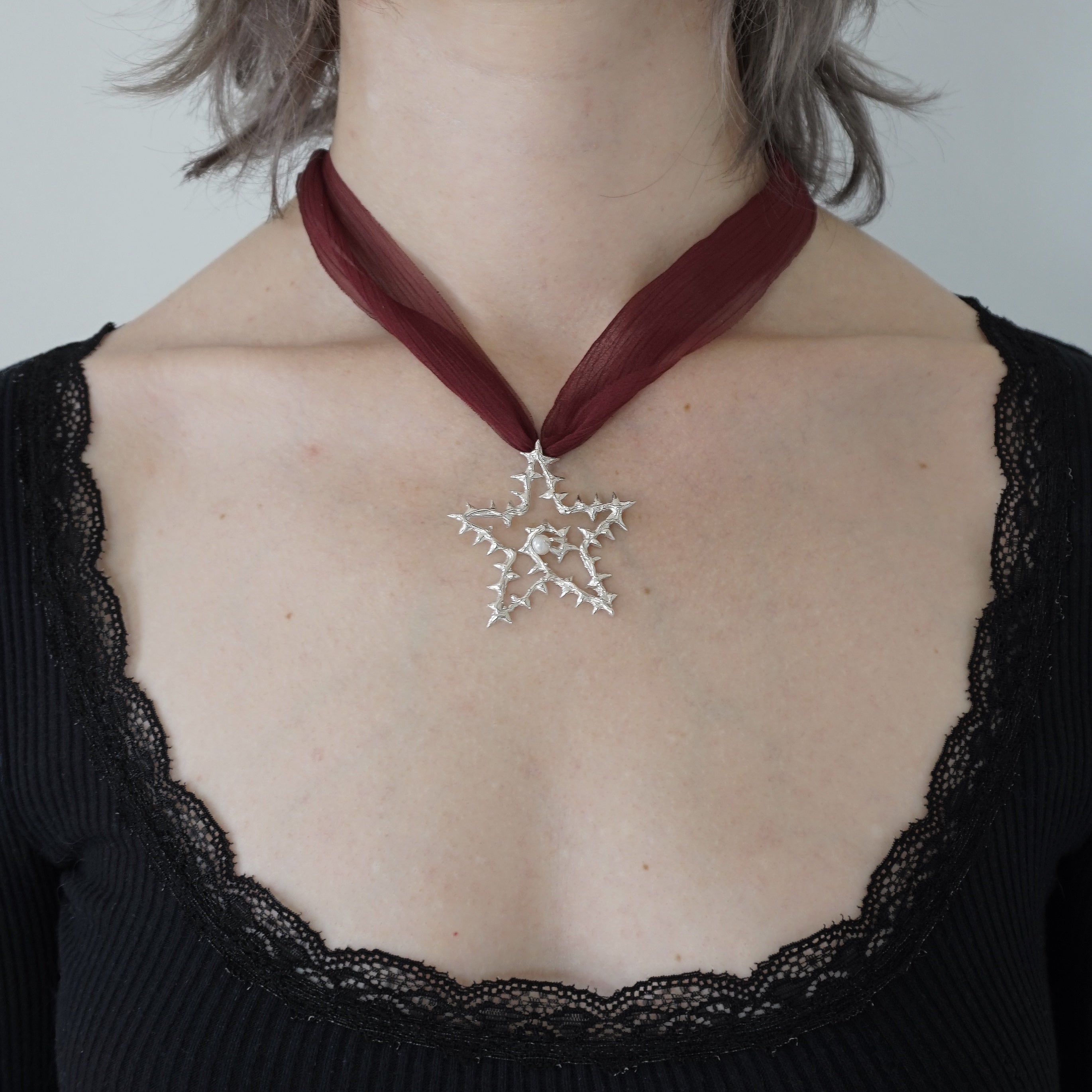 기억상실 목걸이