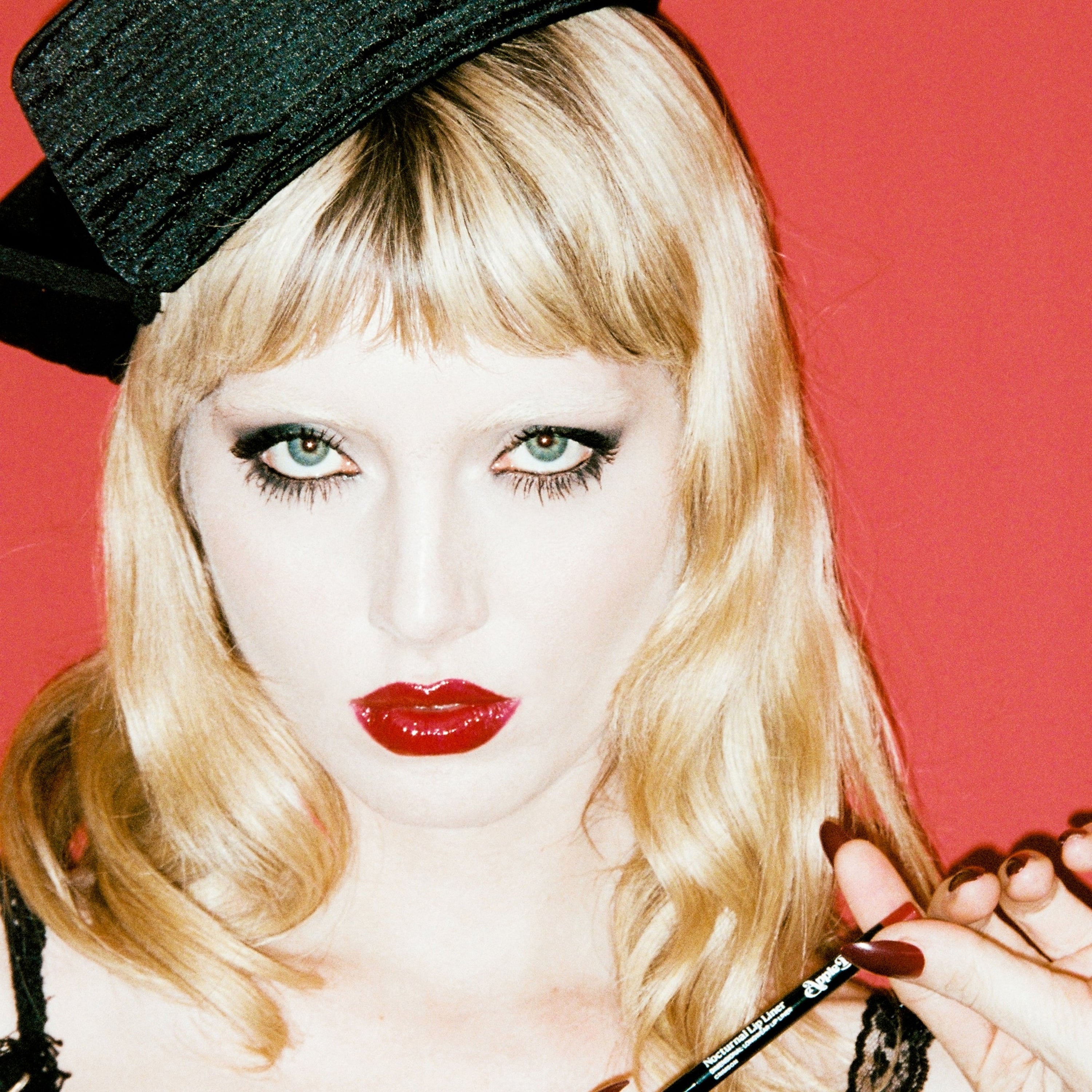 녹터널 립 라이너