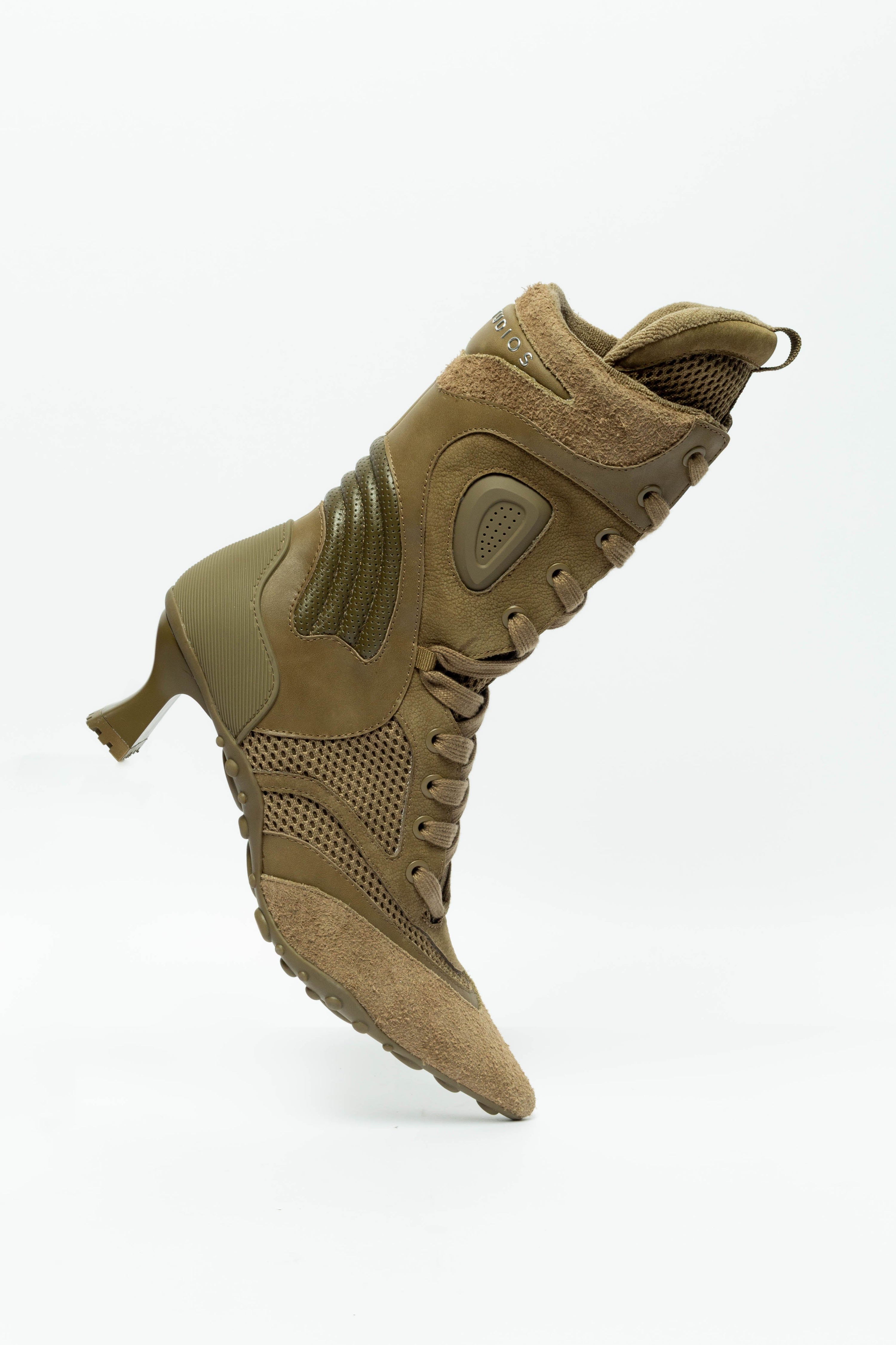 Choo Khaki
