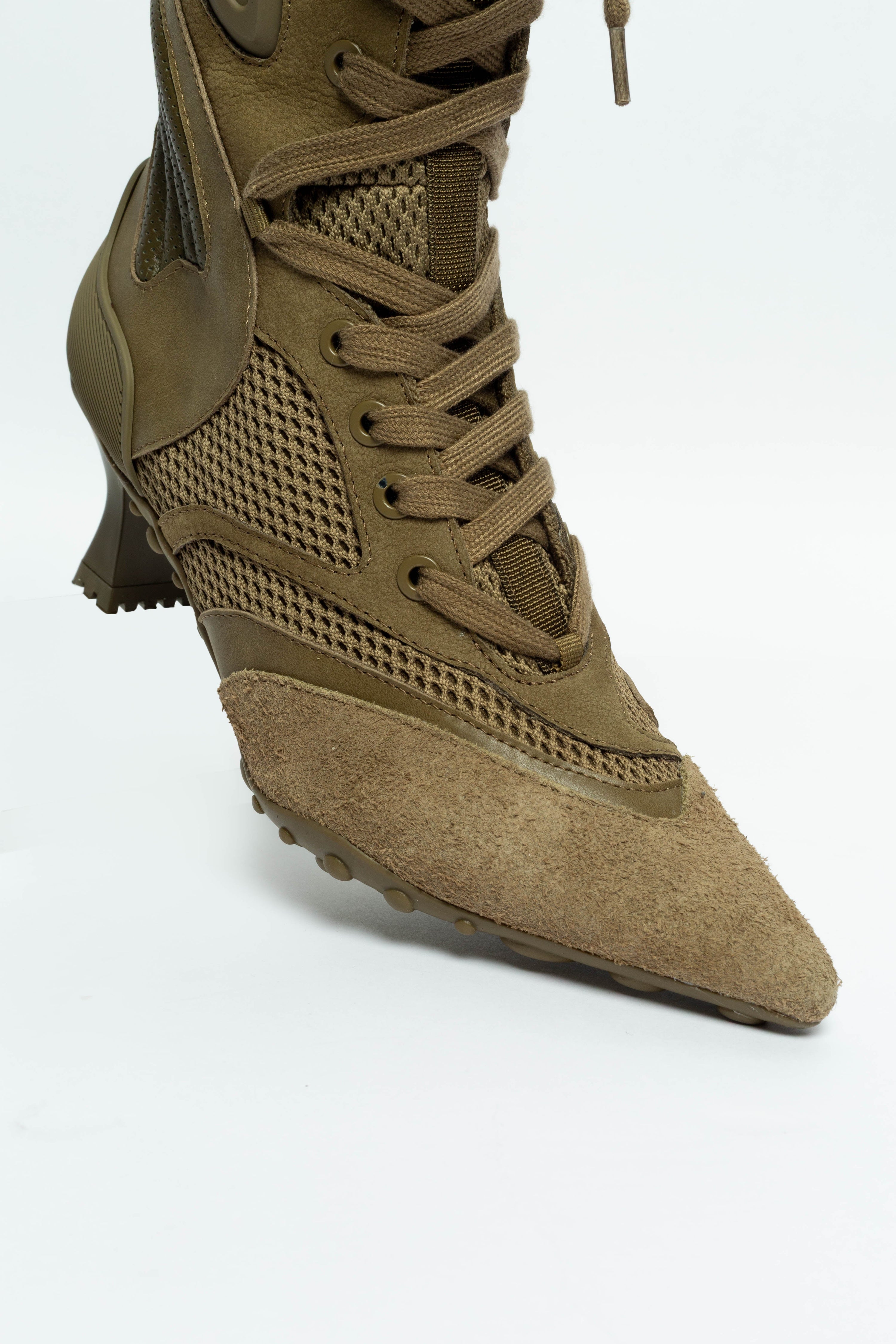 Choo Khaki