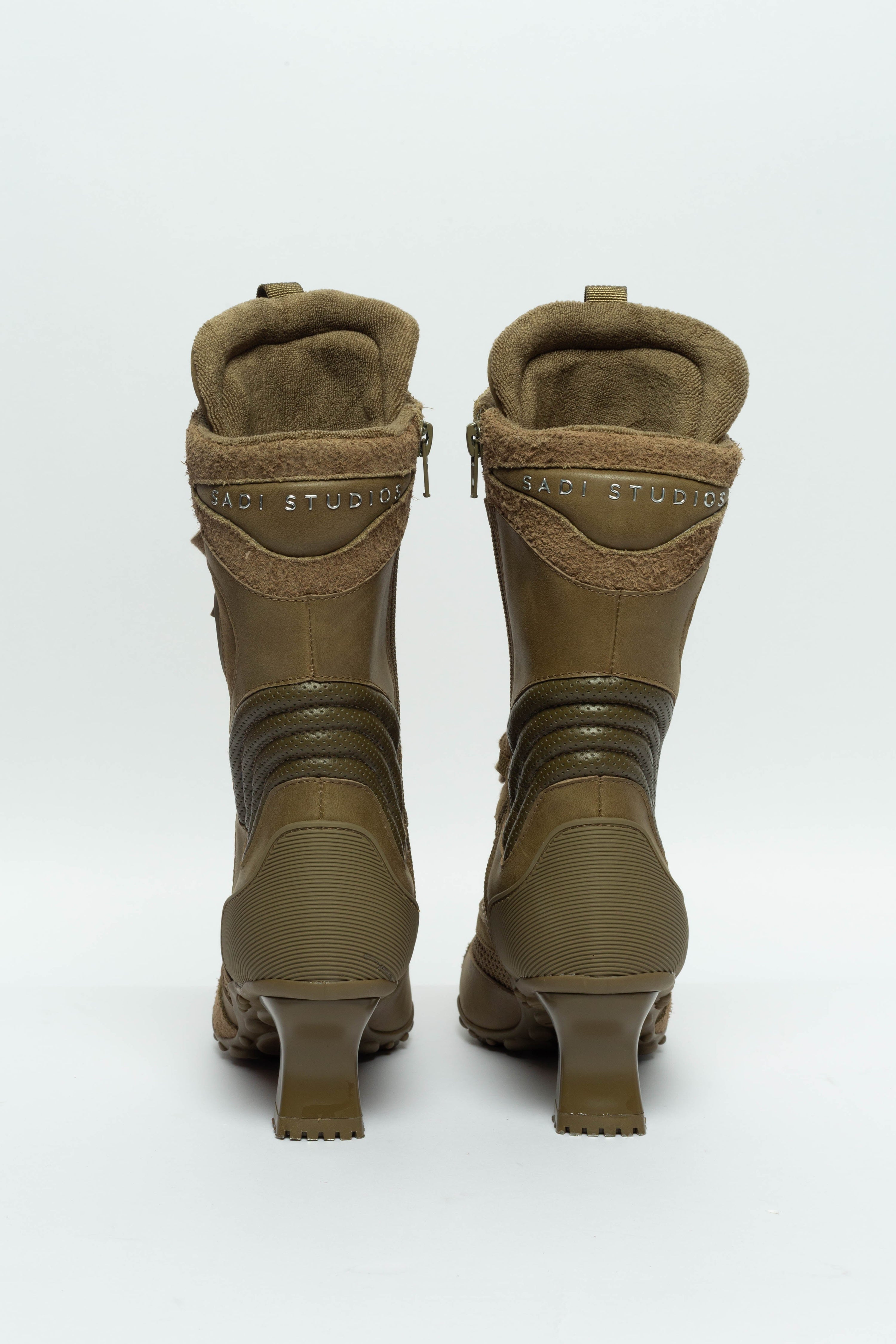 Choo Khaki