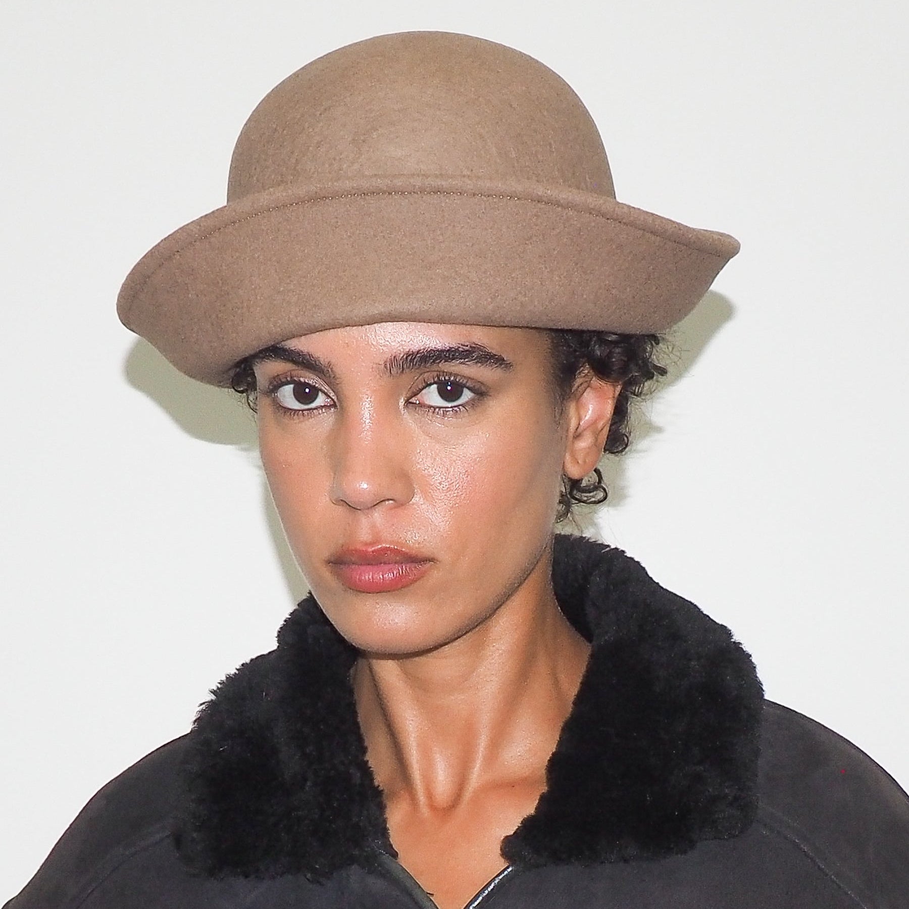 Crown Hat in Taupe Wool