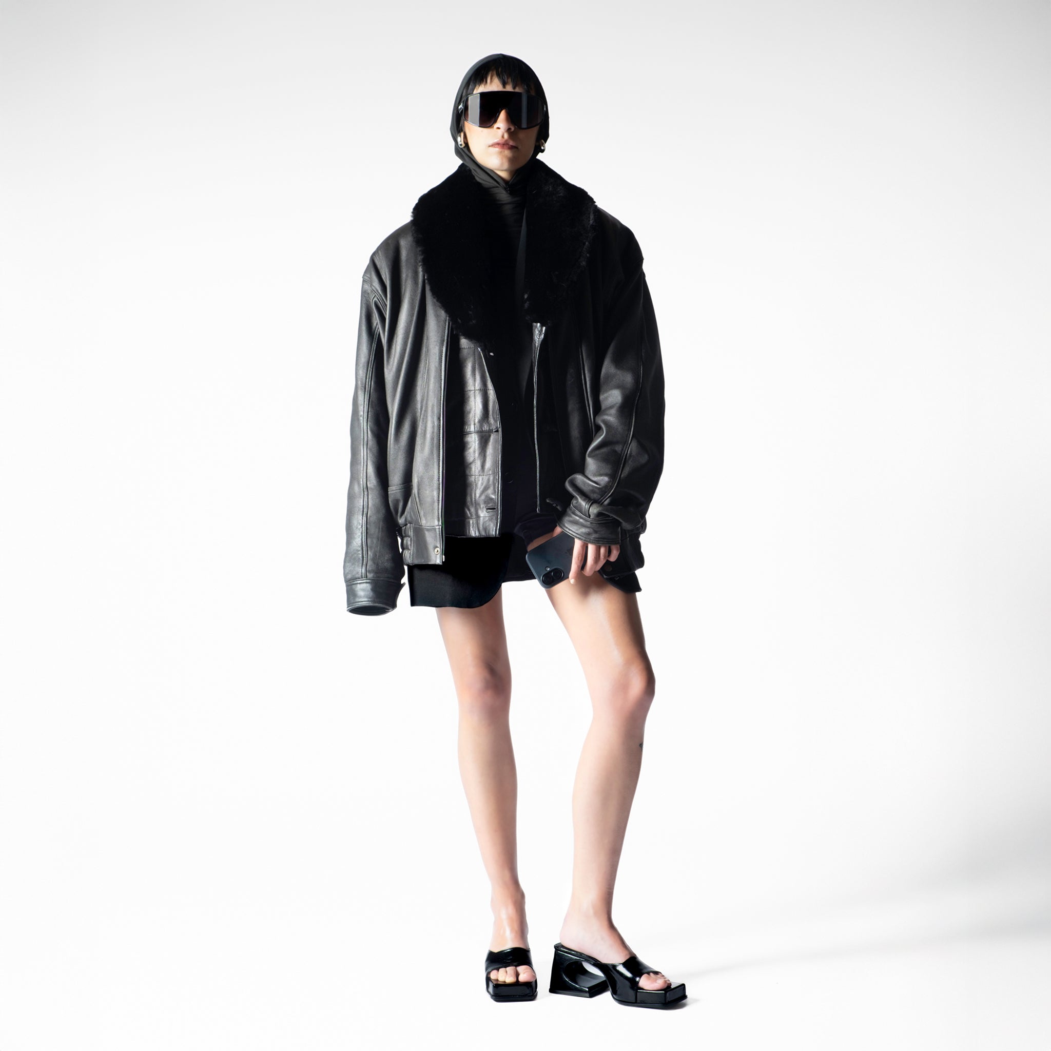 Diamond Black Gigi Slide – ap0cene