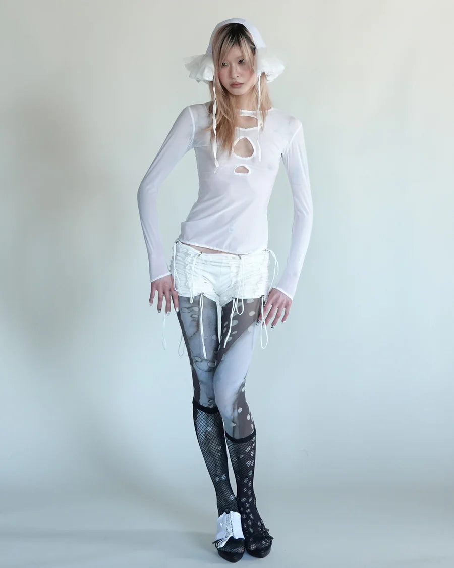 롱슬리브 탑을 잘라내세요