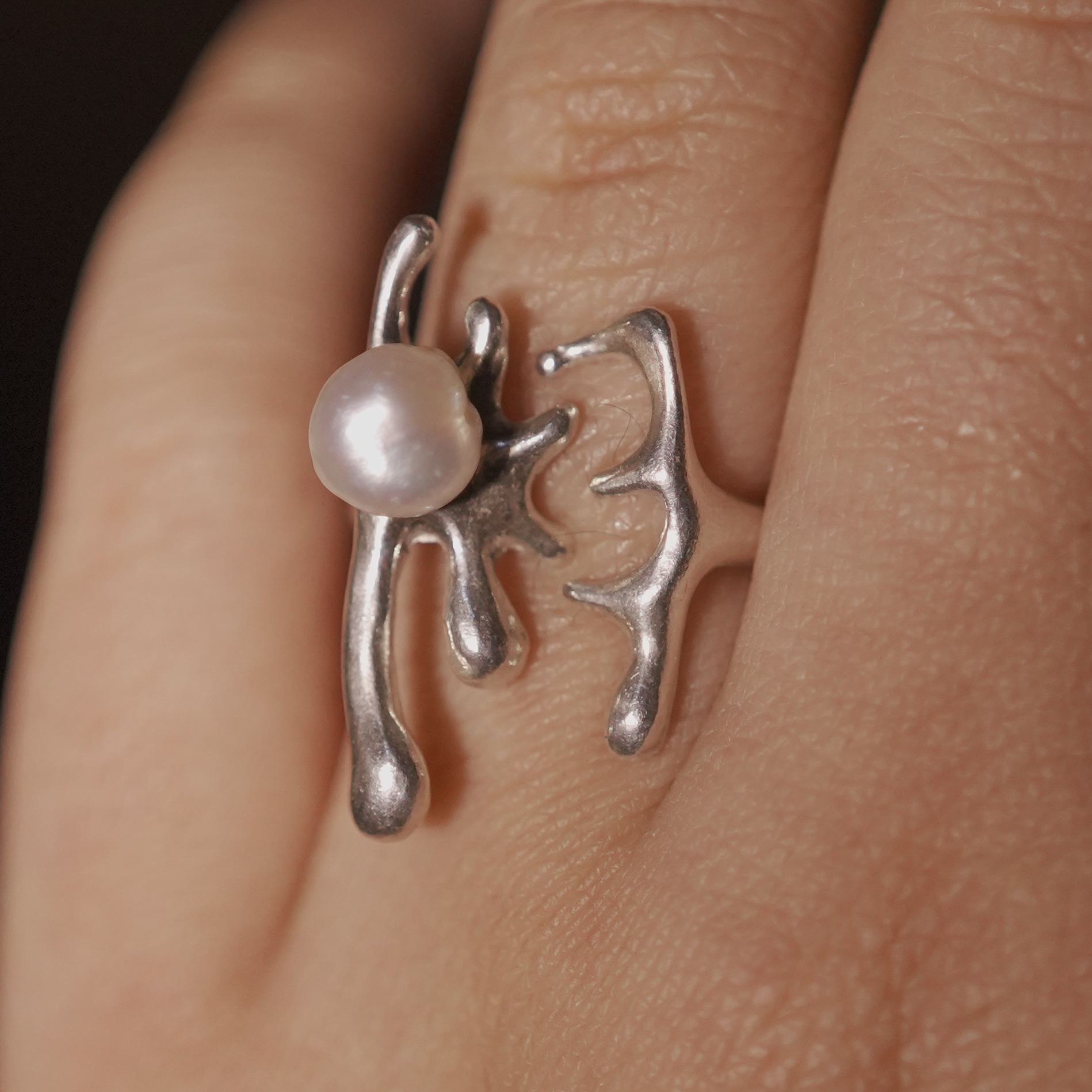 Venus Puff Ring