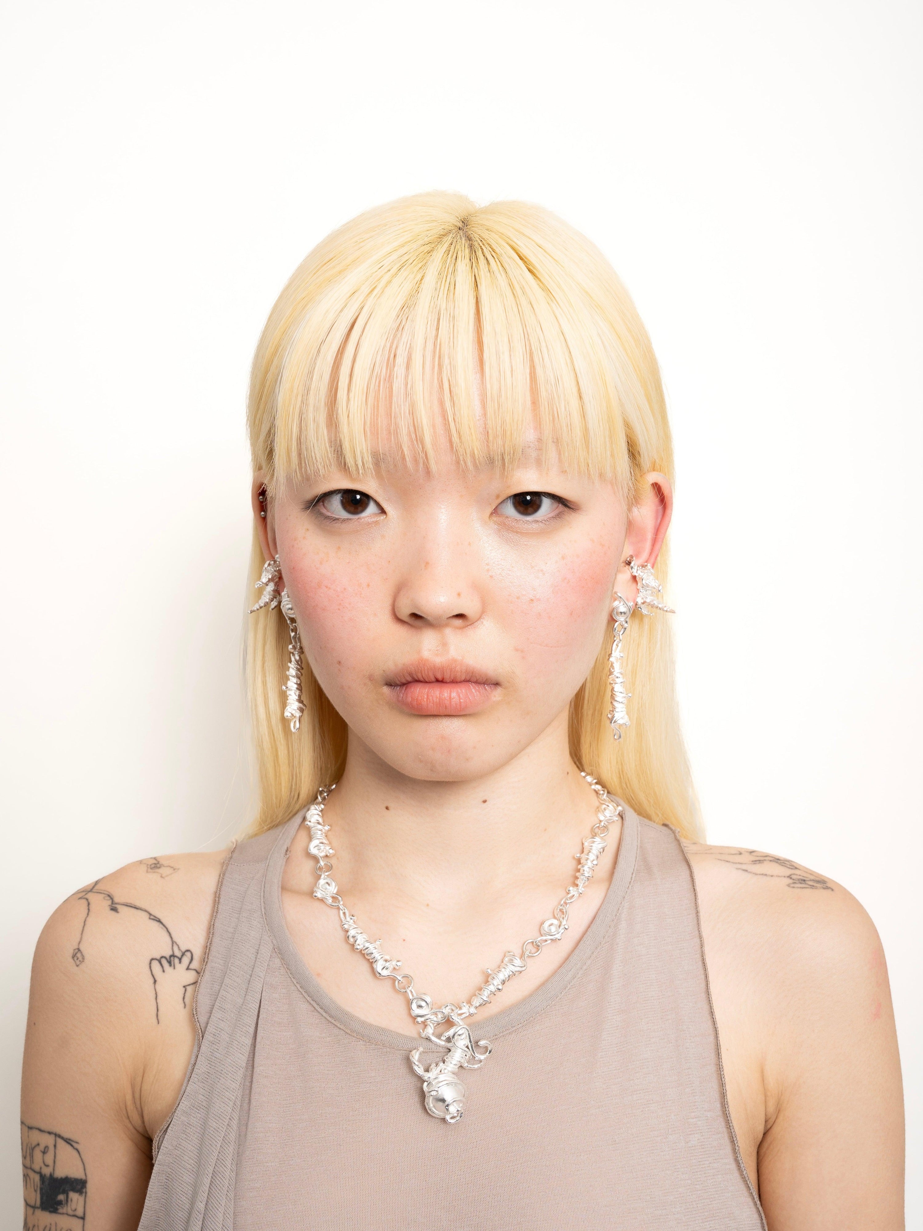 OMYO Pendulum Ear Studs