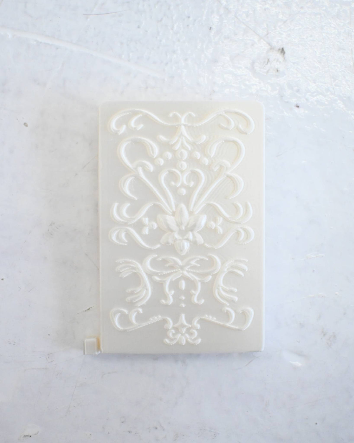 The Fleur Card Holder in Pearl