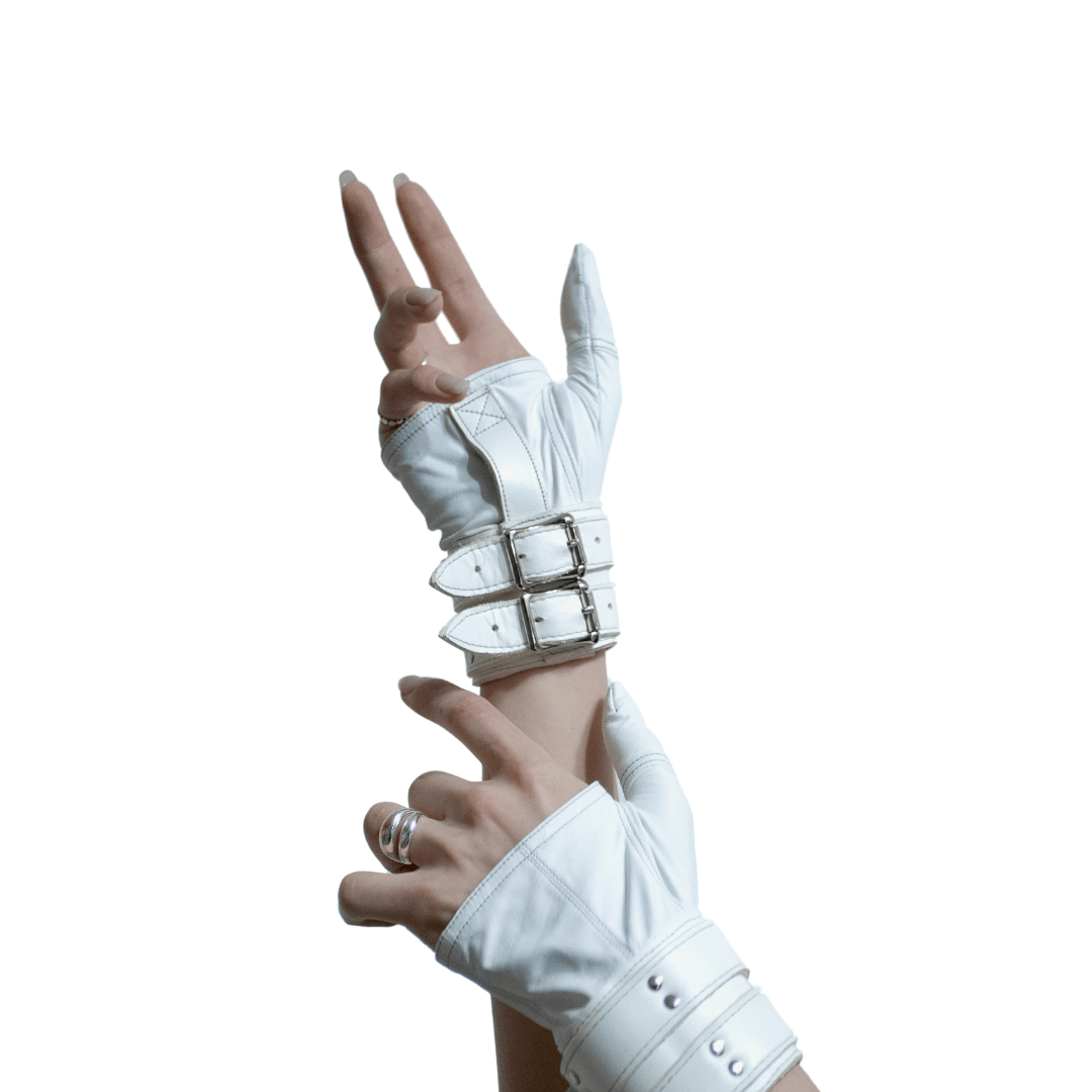 CHC Gloves Open in Off White