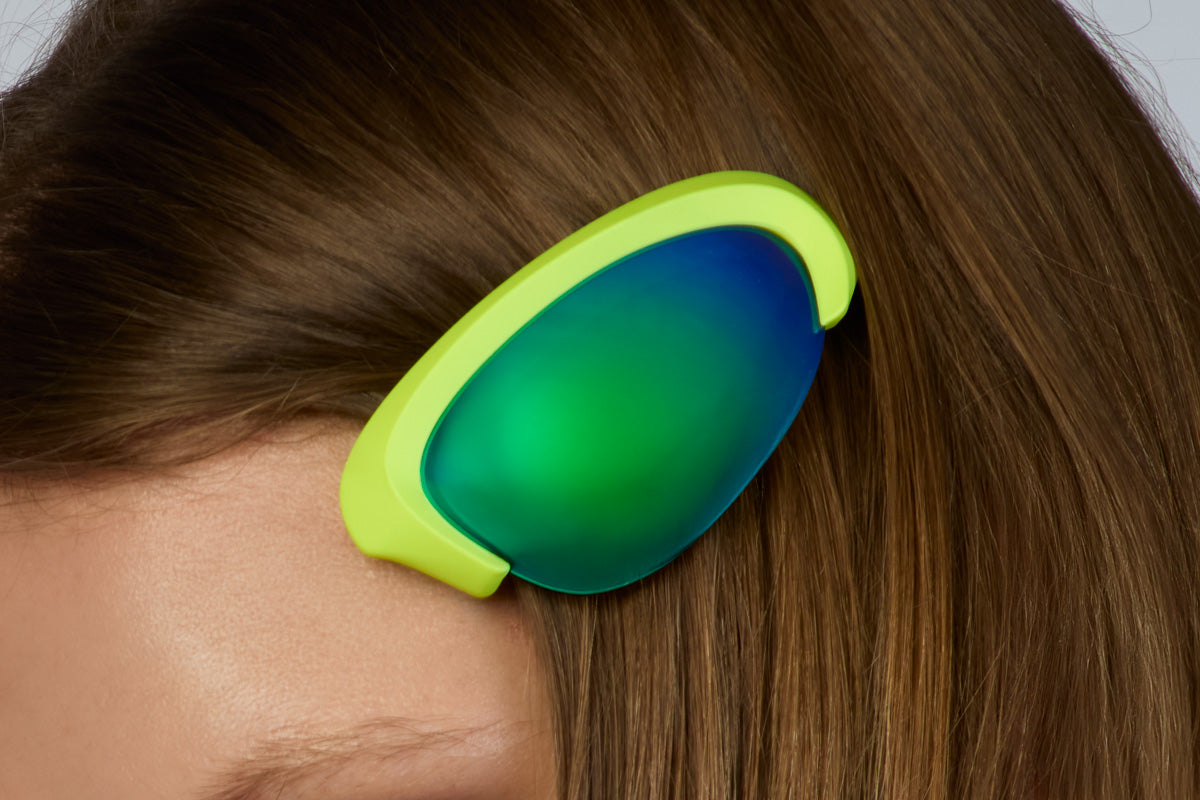 Uv Clips in Toxic Waste