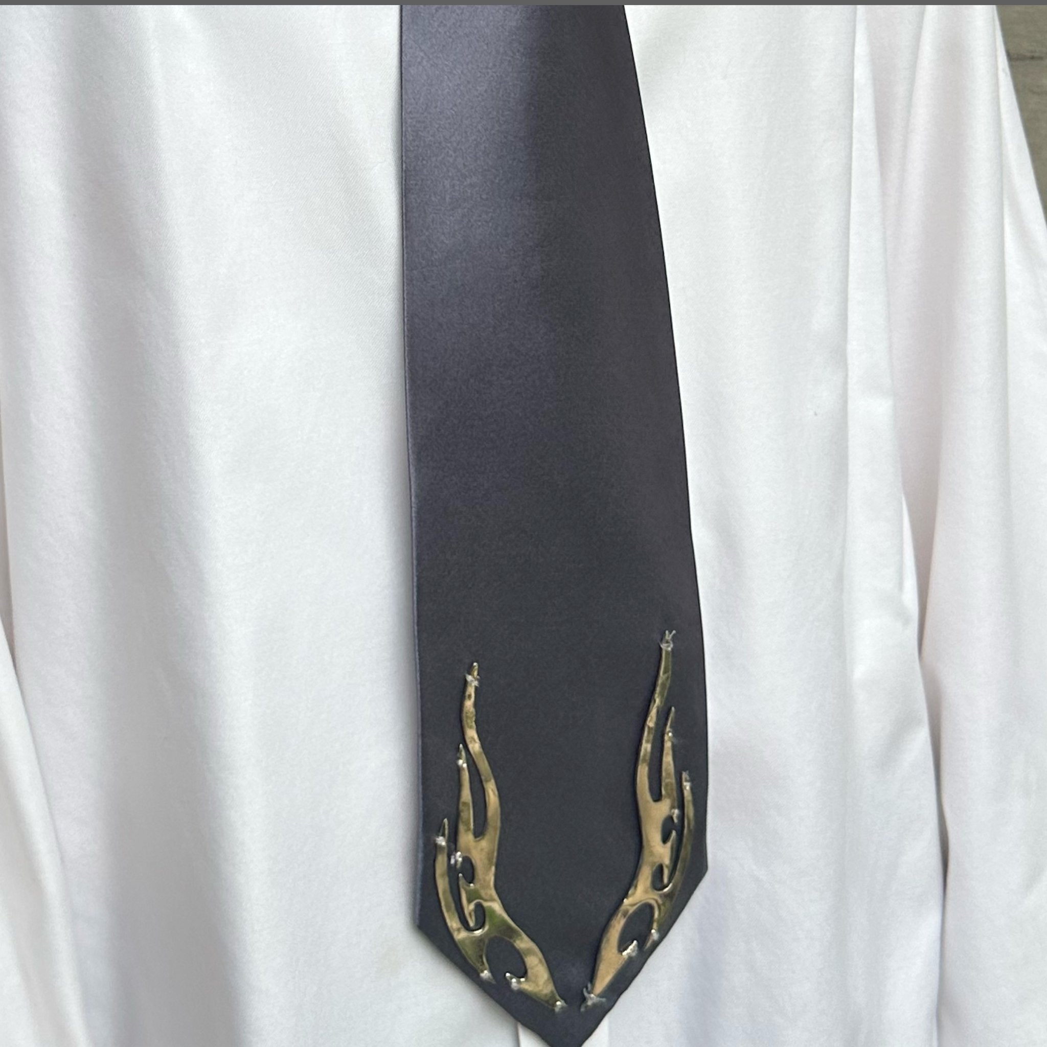 Grey metallic Tie