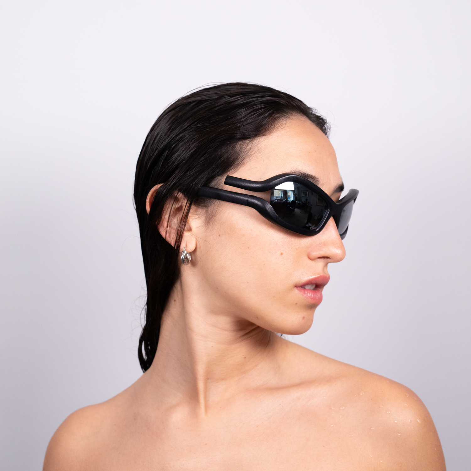 블랙 컬러의 레이시