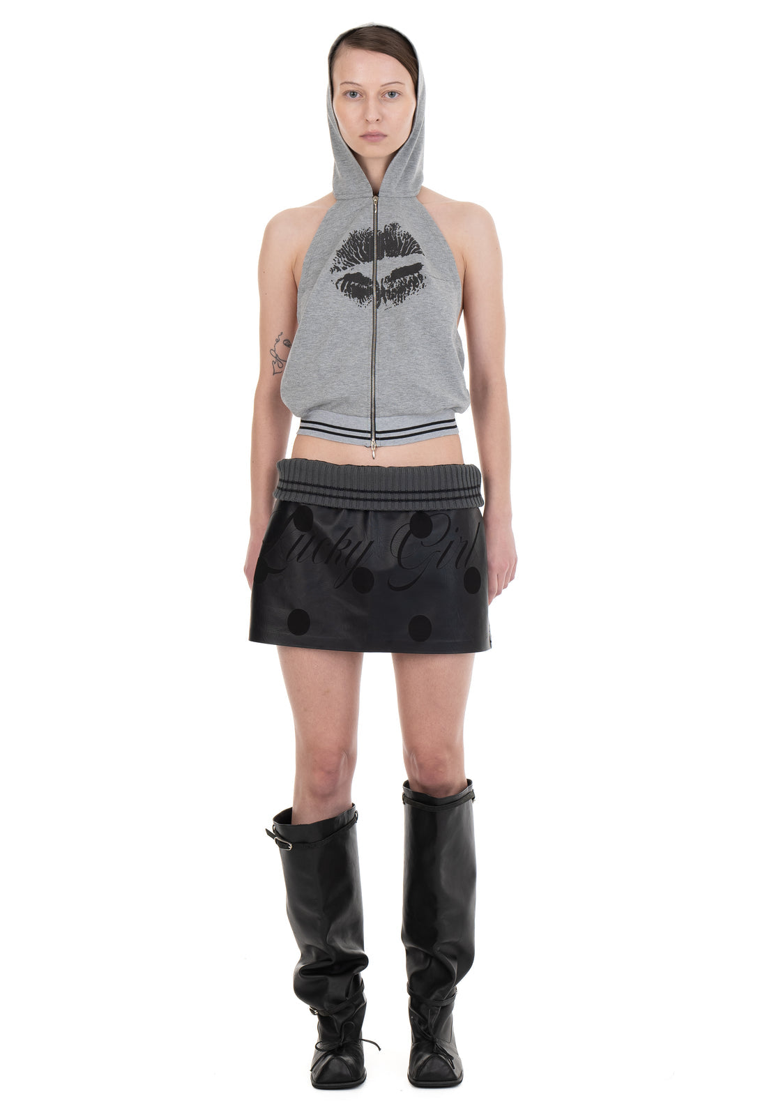 Backless Hood Top Kiss