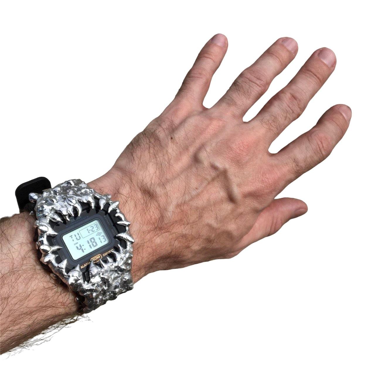 Watch with Claws 3 – ap0cene