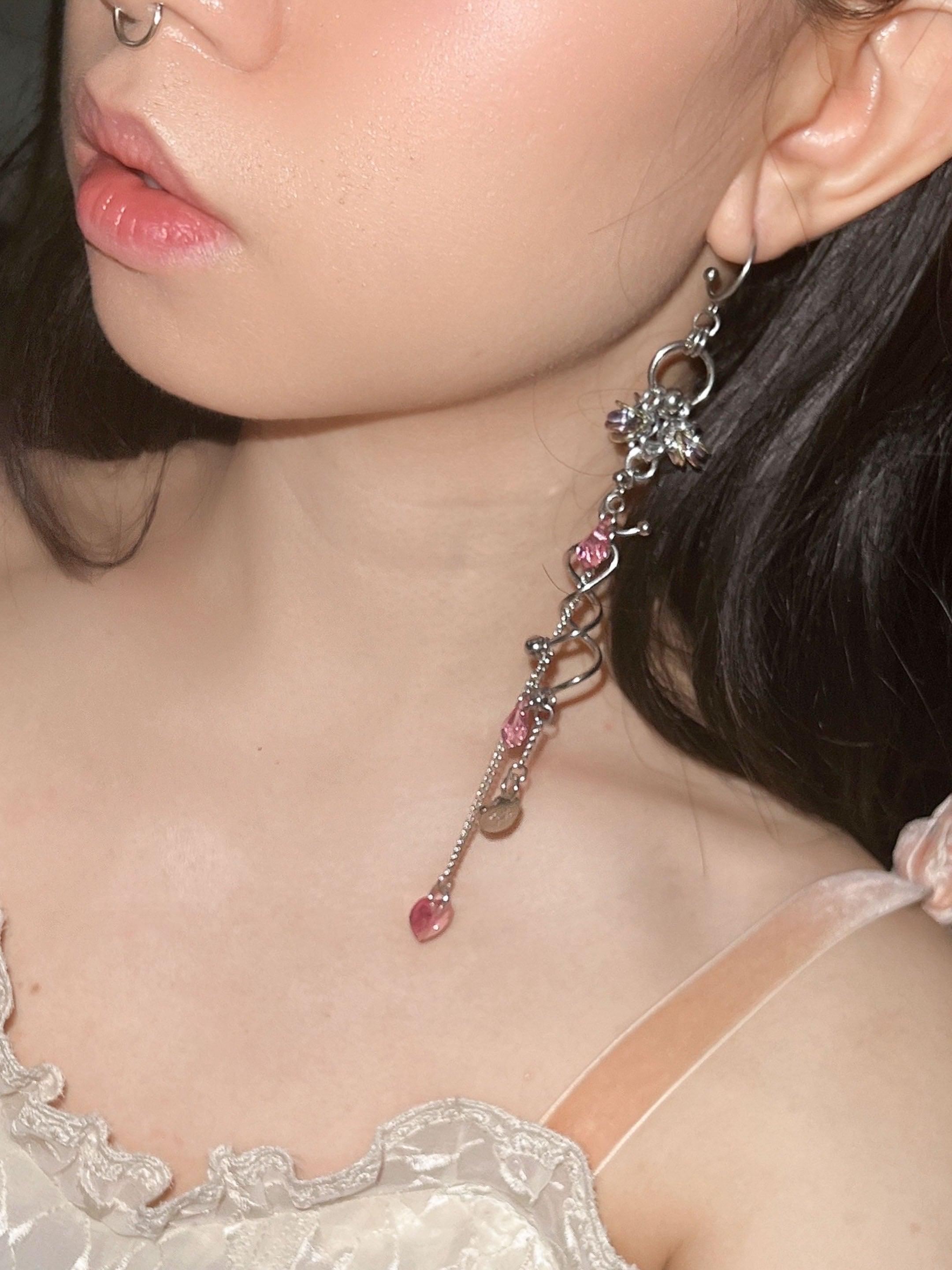 Serephim Fountain Earring