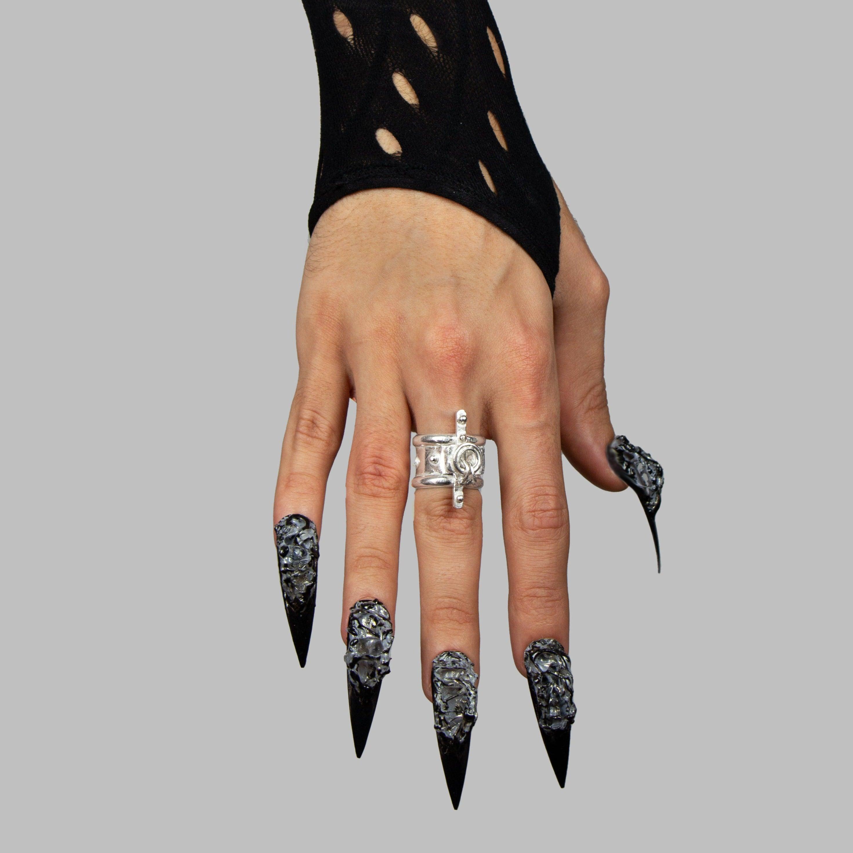 AR - Burj Of Silence Ring