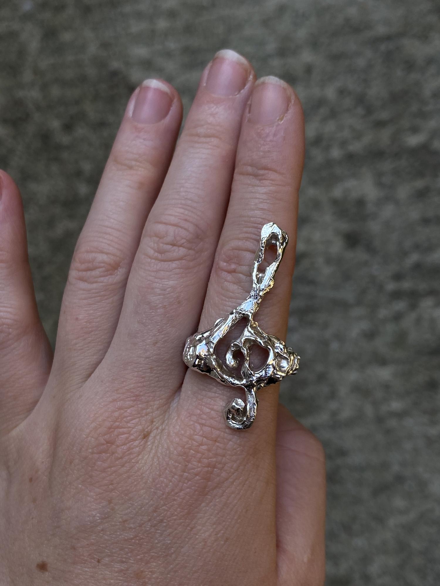 Treble Clef Ring