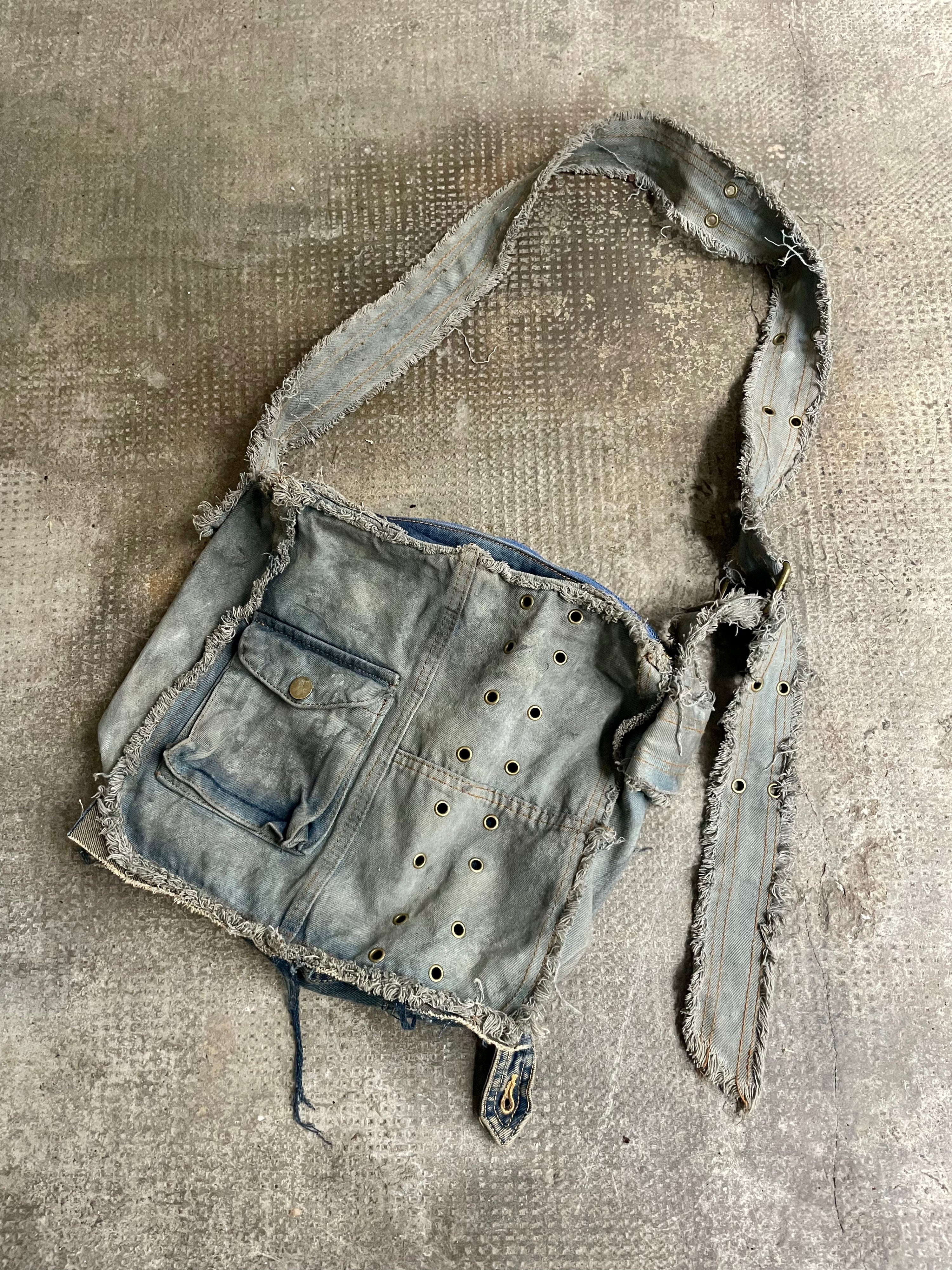 스웜프 데님 백