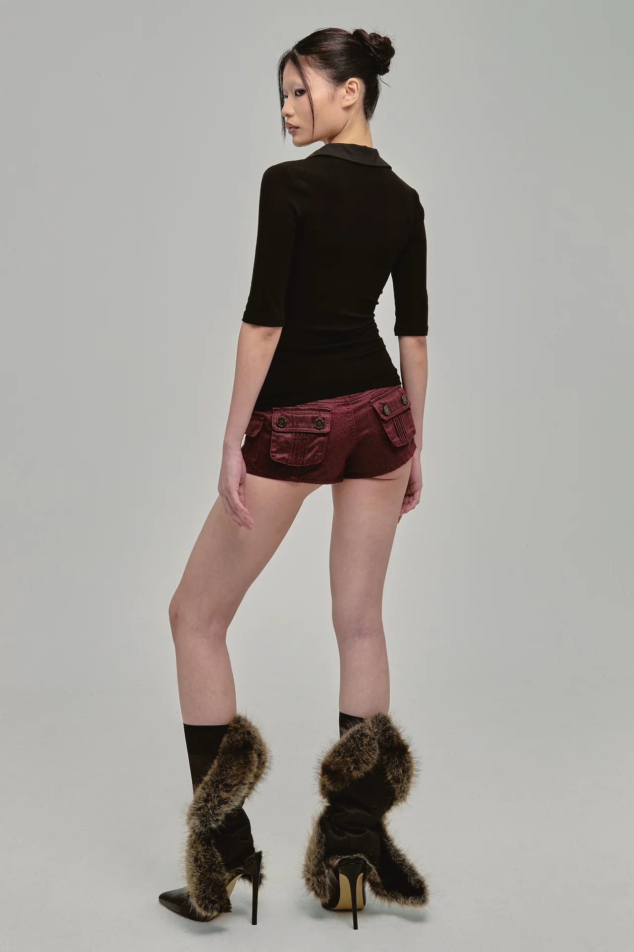 마룬색 유틸리티 반바지