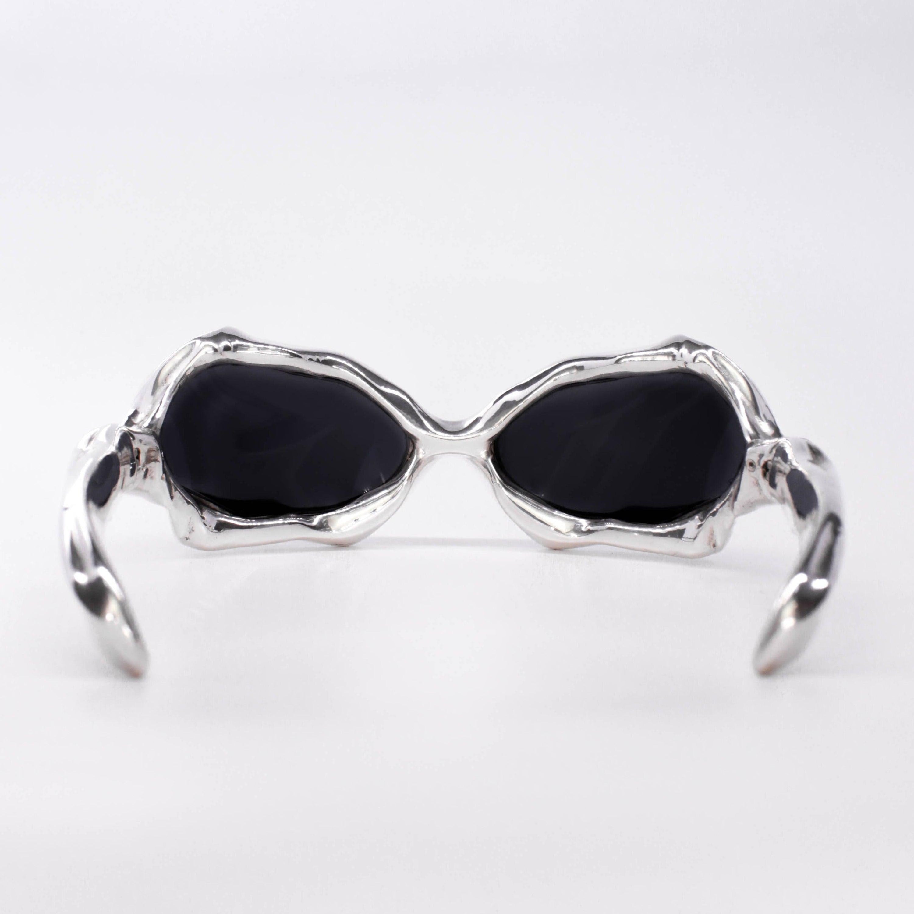 Drachenaugenbrille vorbestellen – versilbert