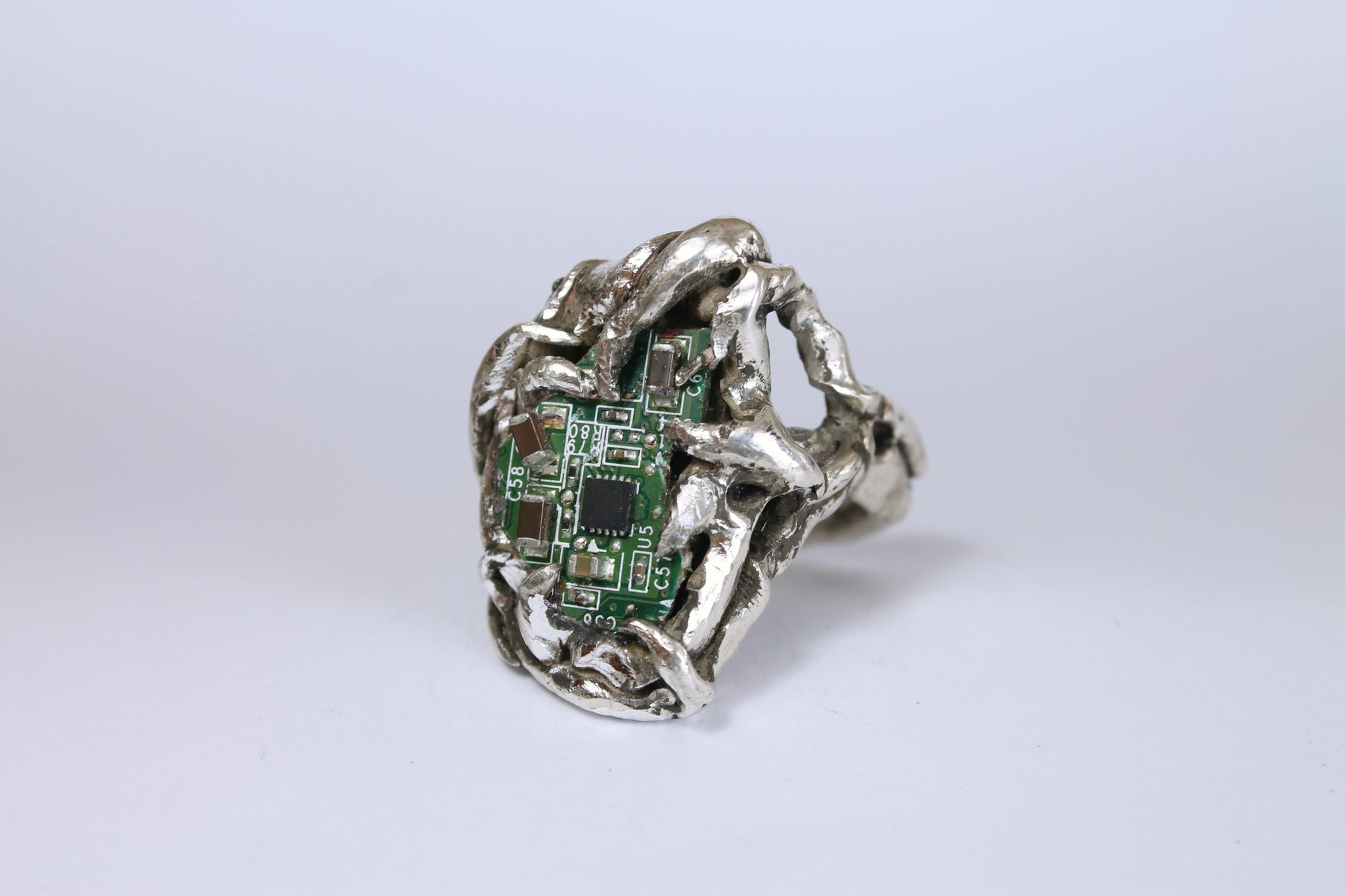 Technological Fragments Ring N°4