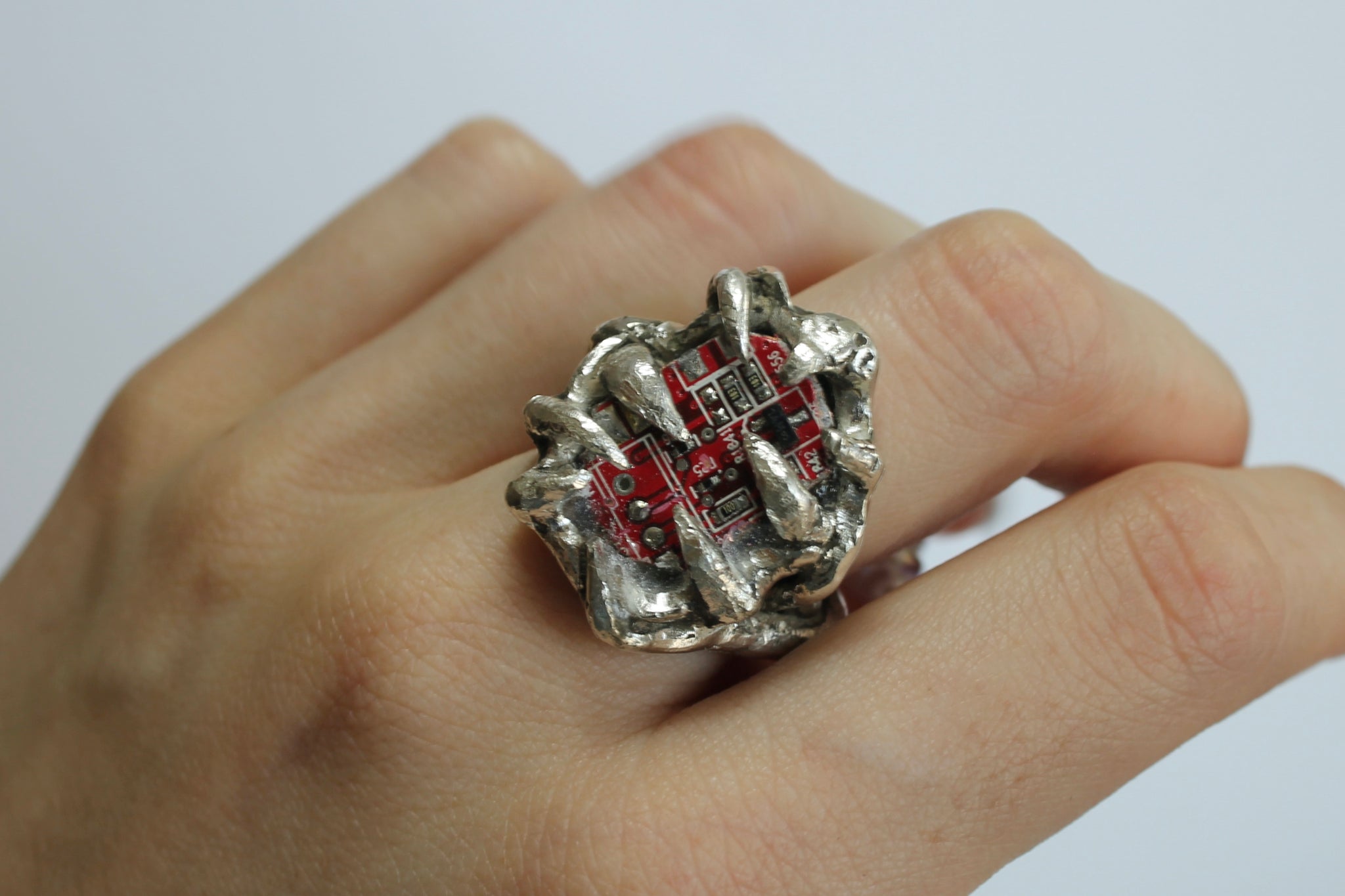 Technological Fragments Ring N°1