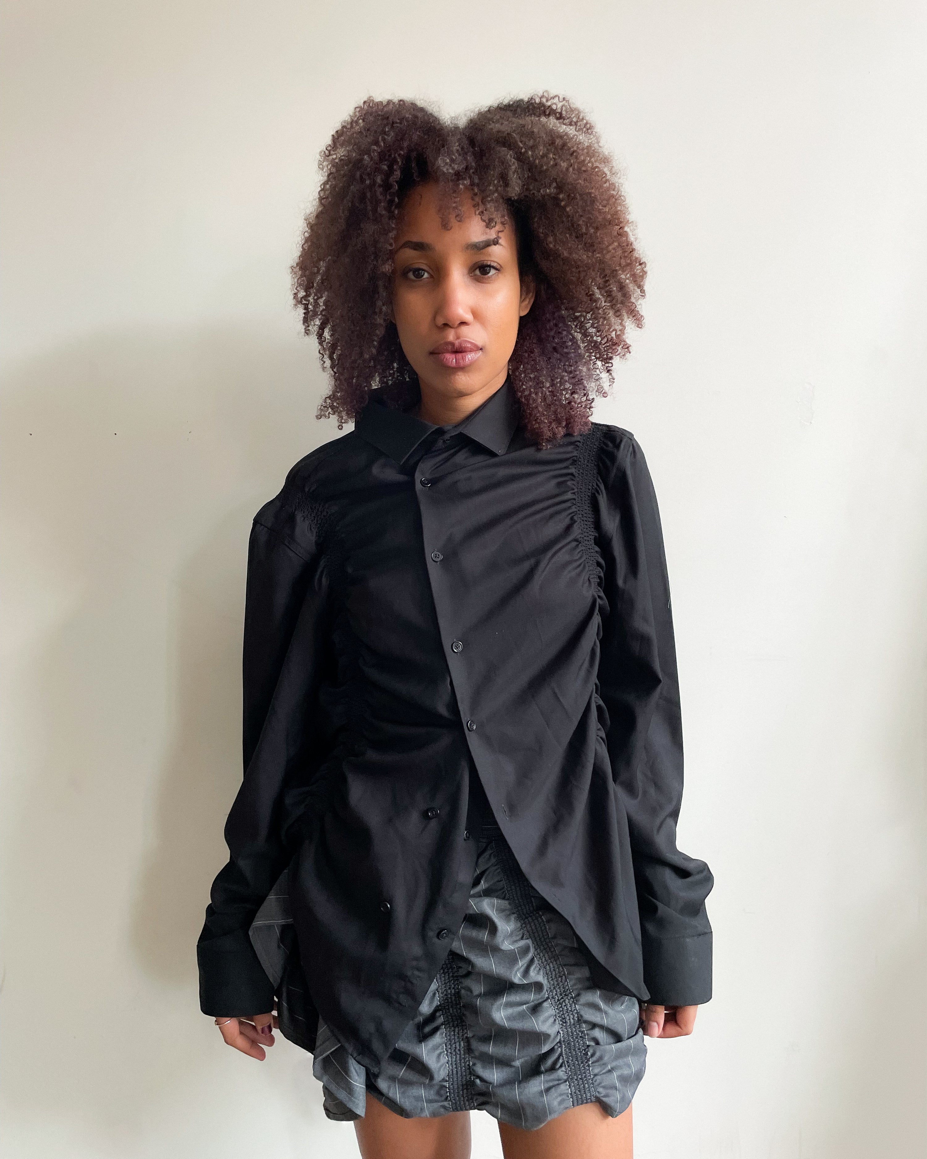 수축된 버튼 다운