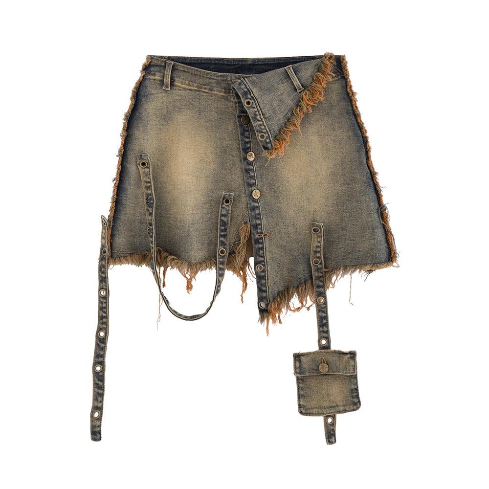 깨진 불규칙한 모양의 스커트