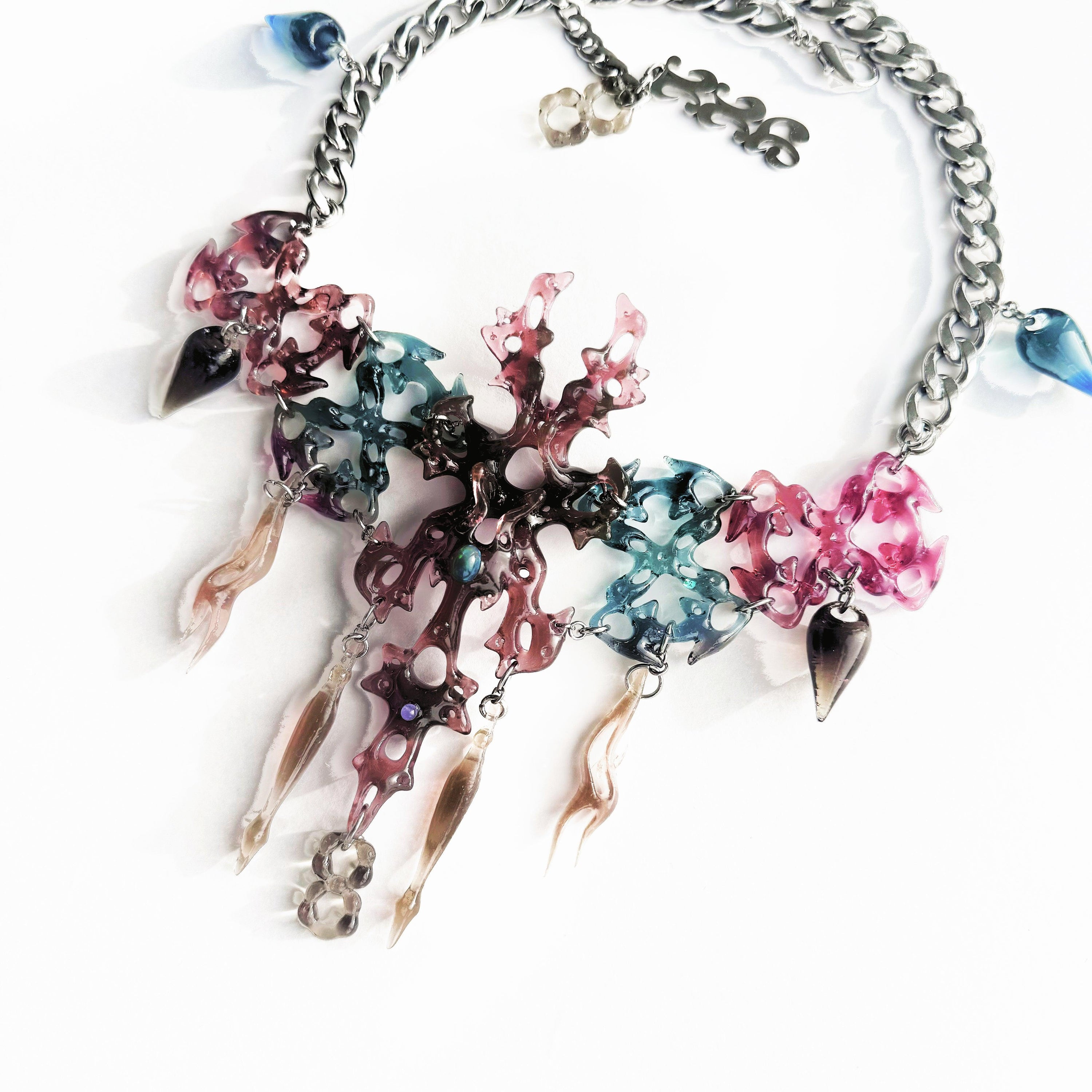 제이드 토끼뼈 목걸이