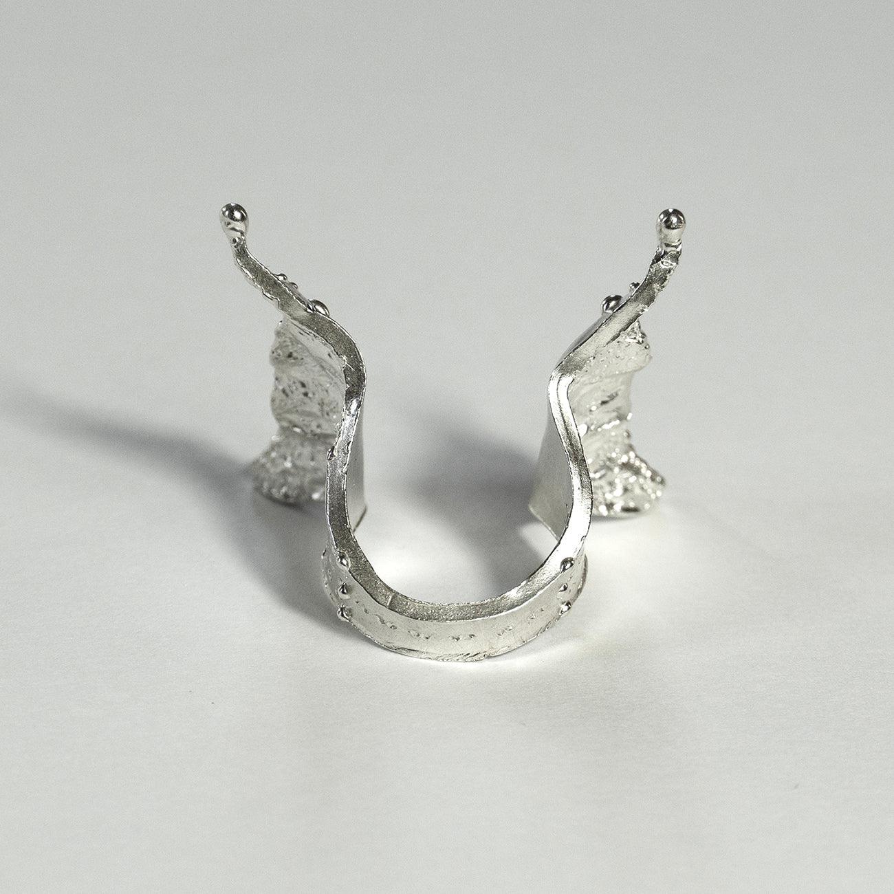 Feenflügel auf Steinen 01 Ring