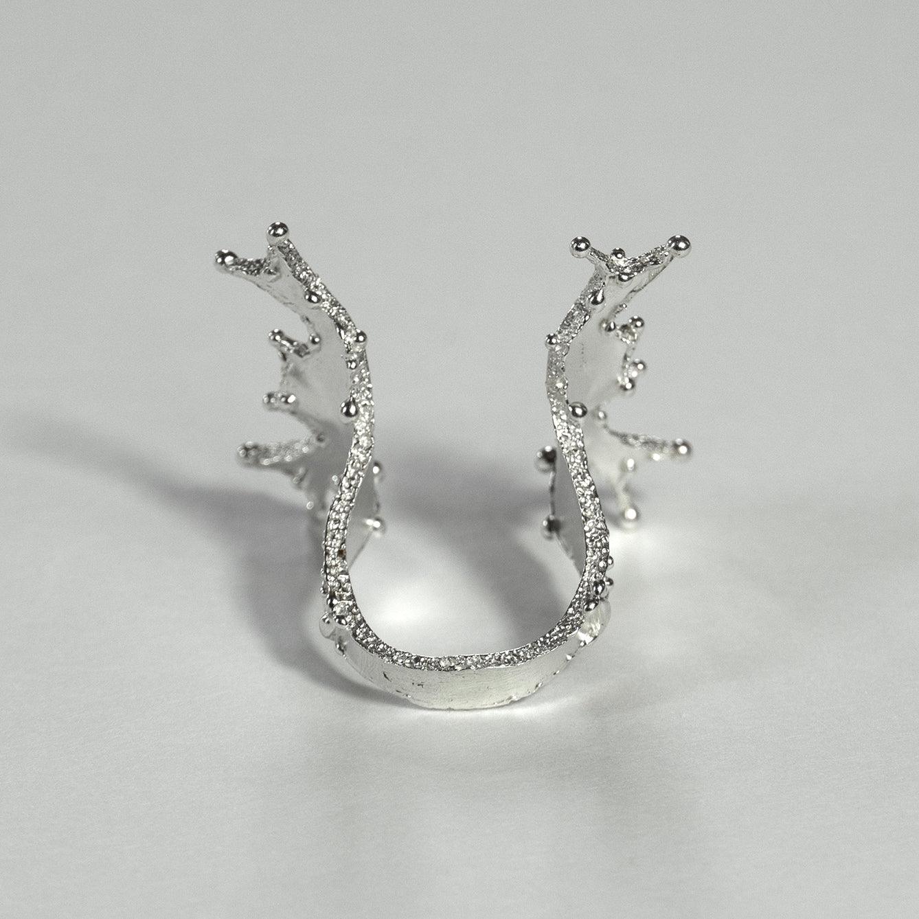 Feenflügel auf Steinen 04 Ring