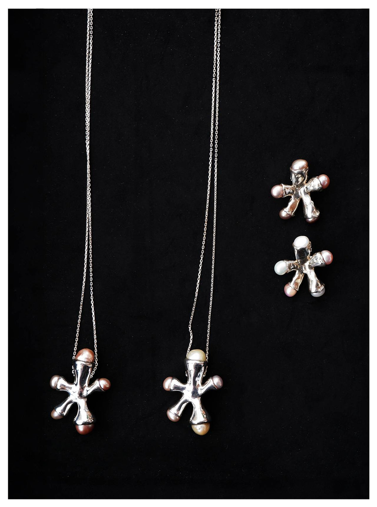 Kasse Necklace in Blue/Black