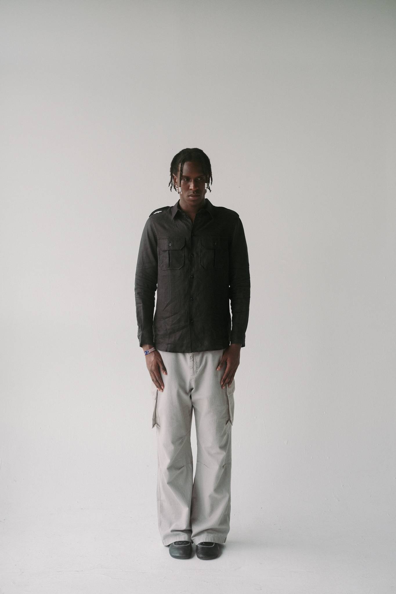 Mingus Work Shirt in Shadow Silk Black Linen