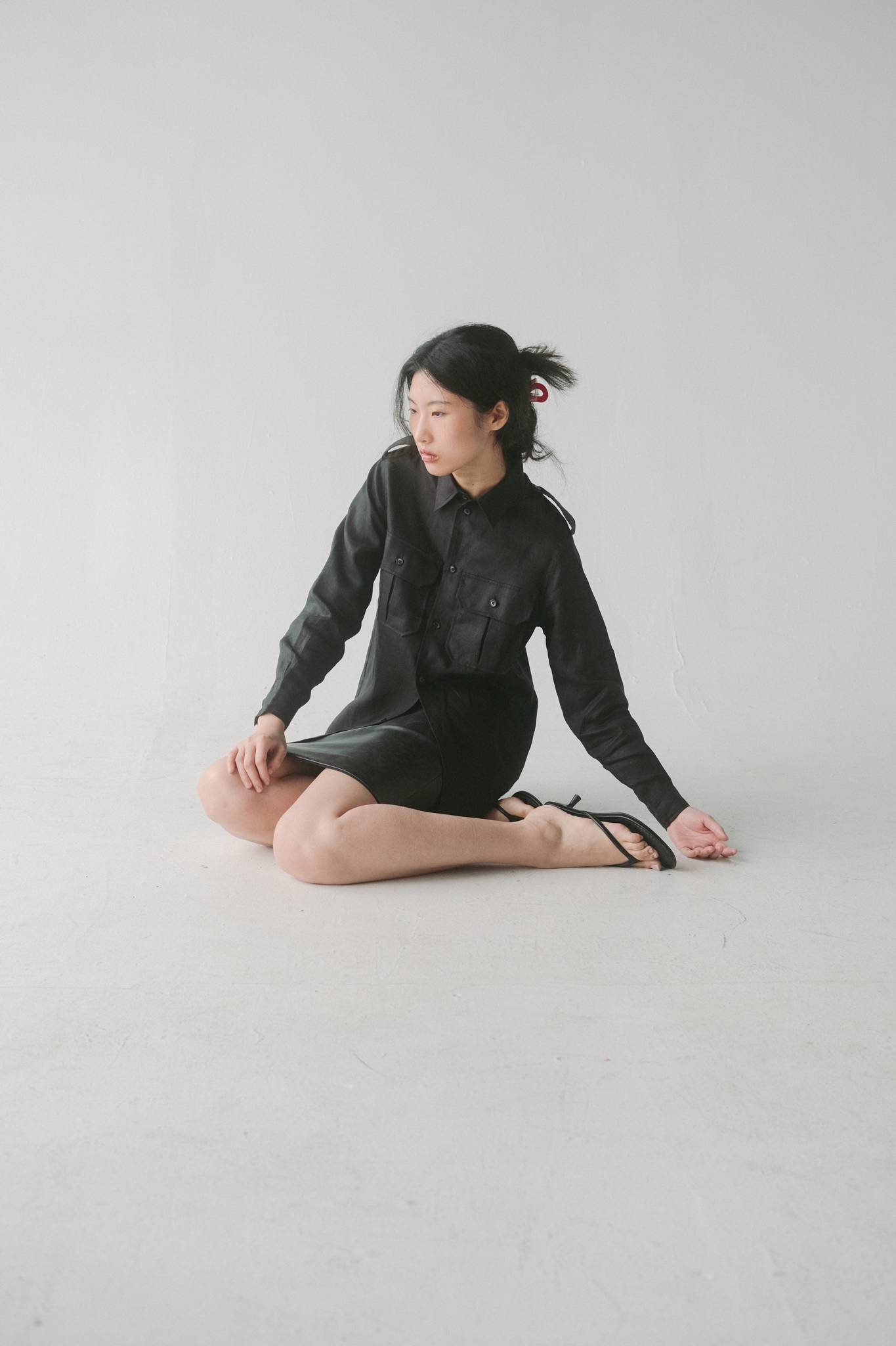 Mingus Work Shirt in Shadow Silk Black Linen