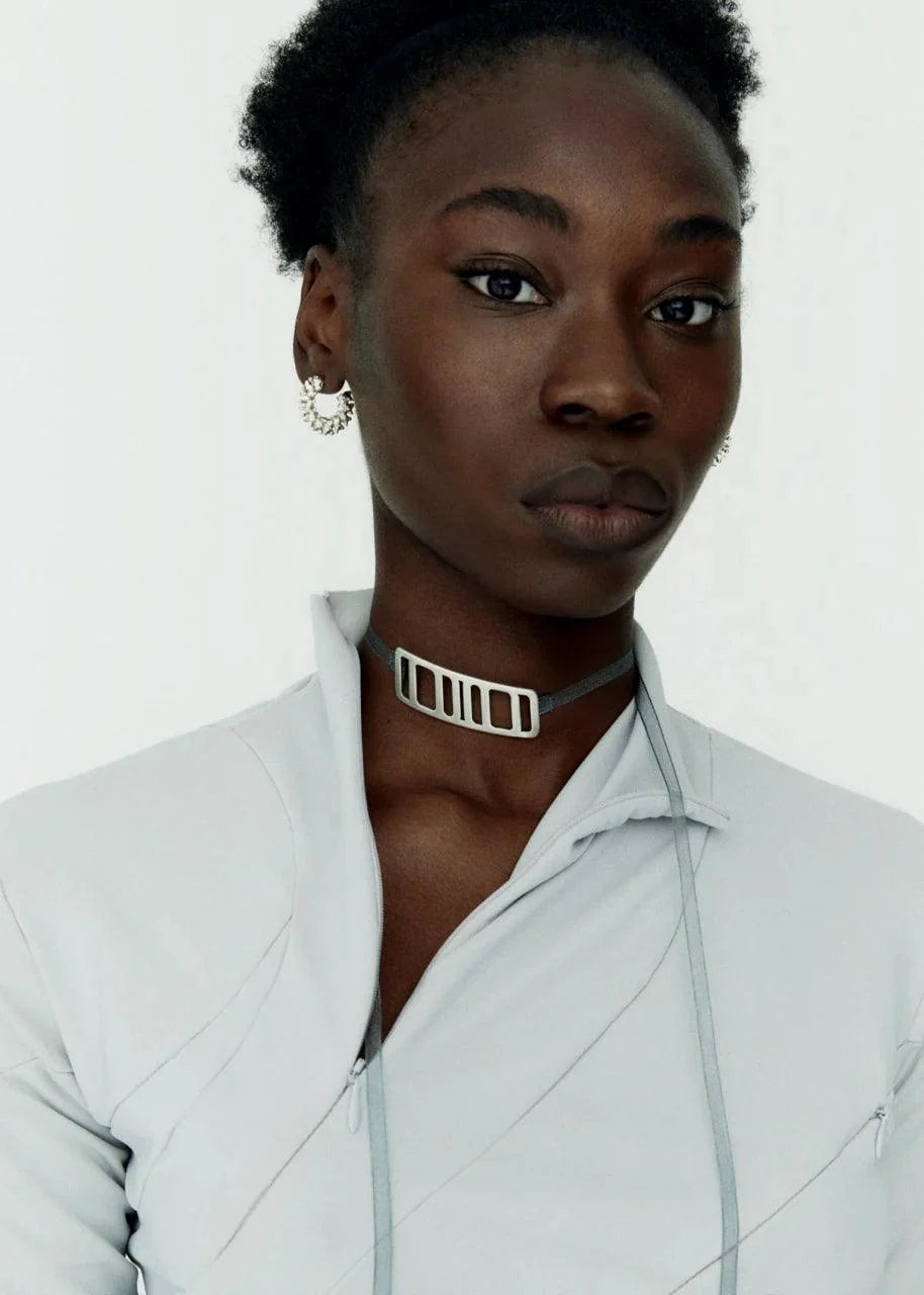 Onrush Choker in Grey