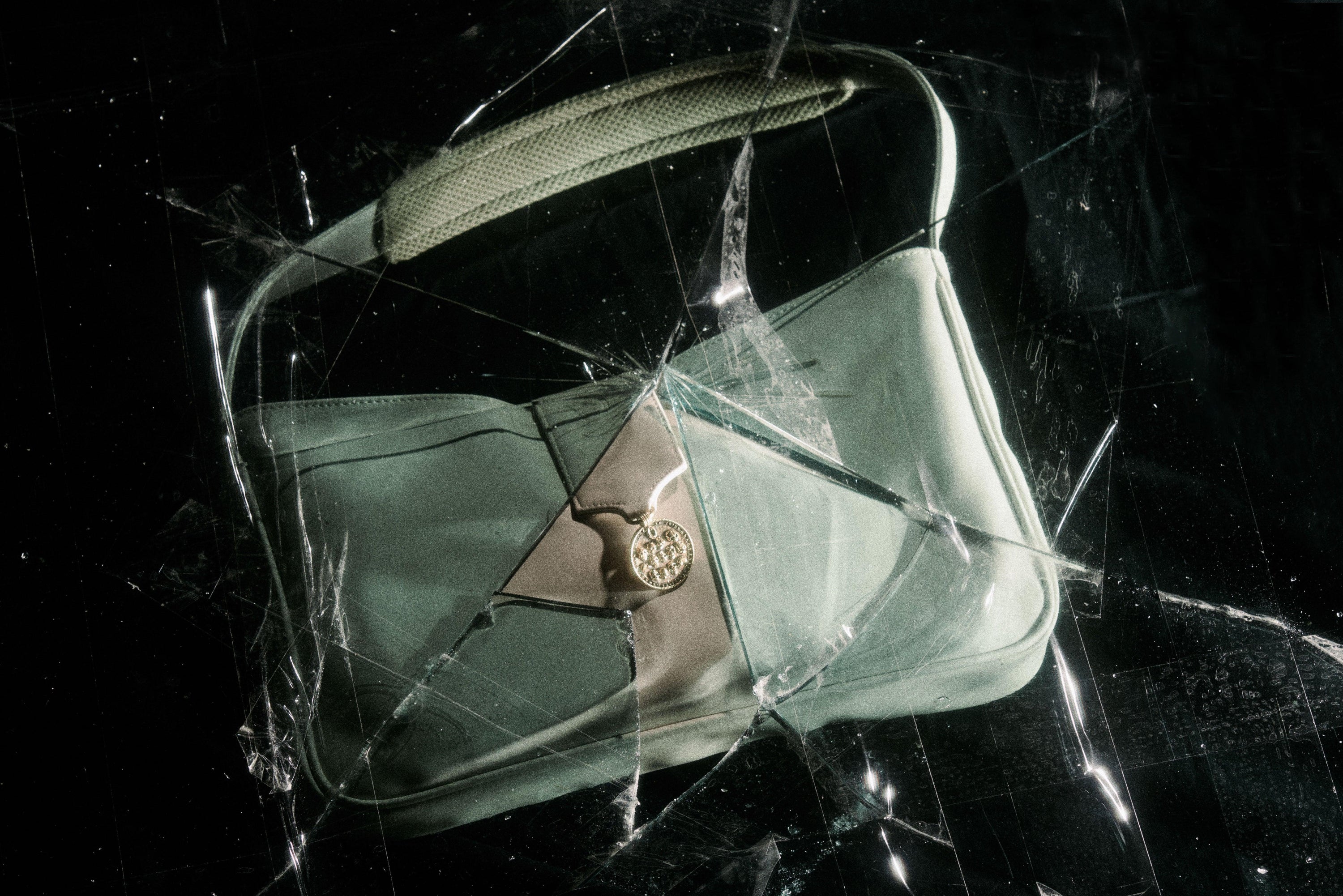 화이트 권총 가방