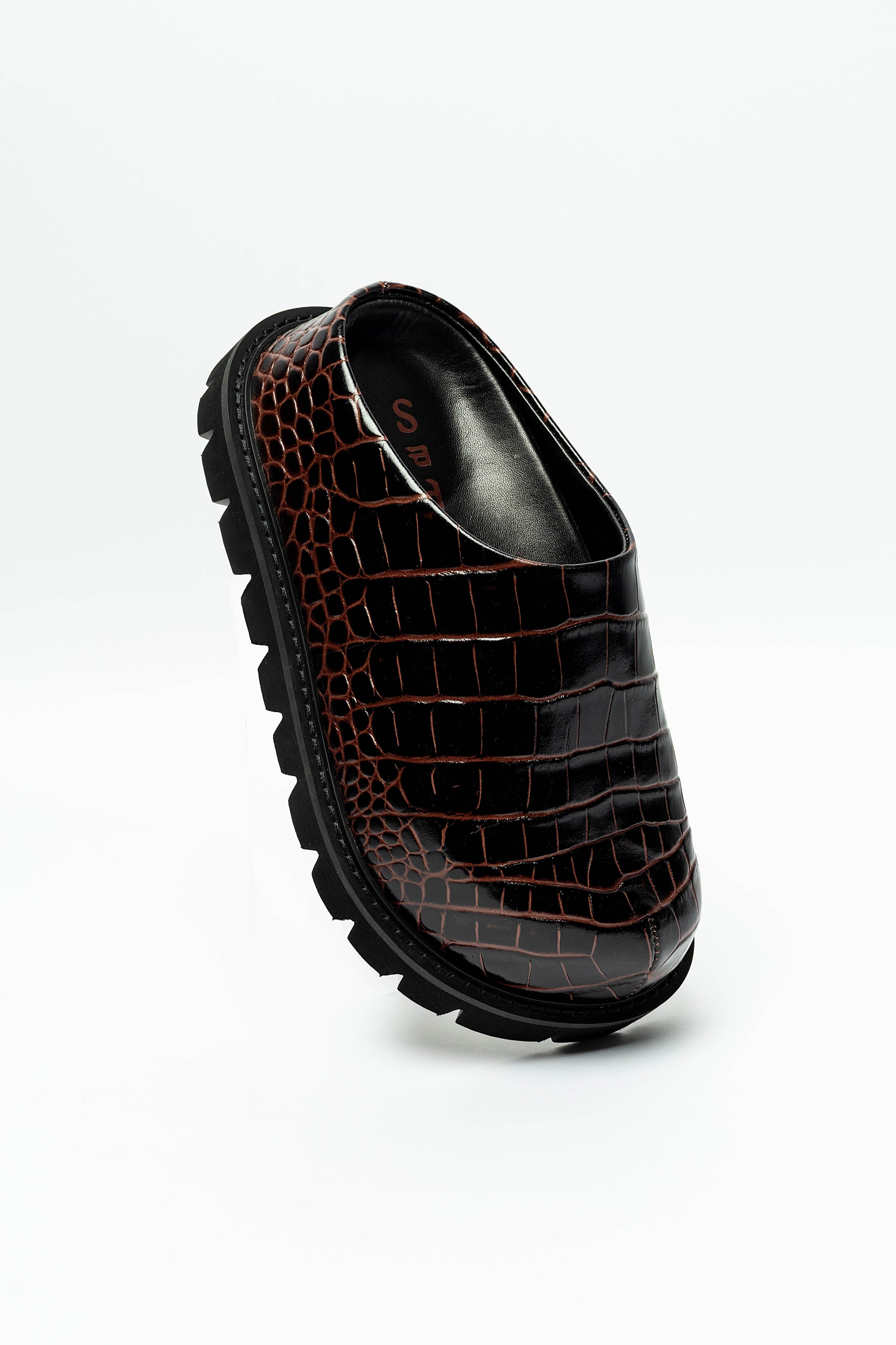 Roam Brown Croc