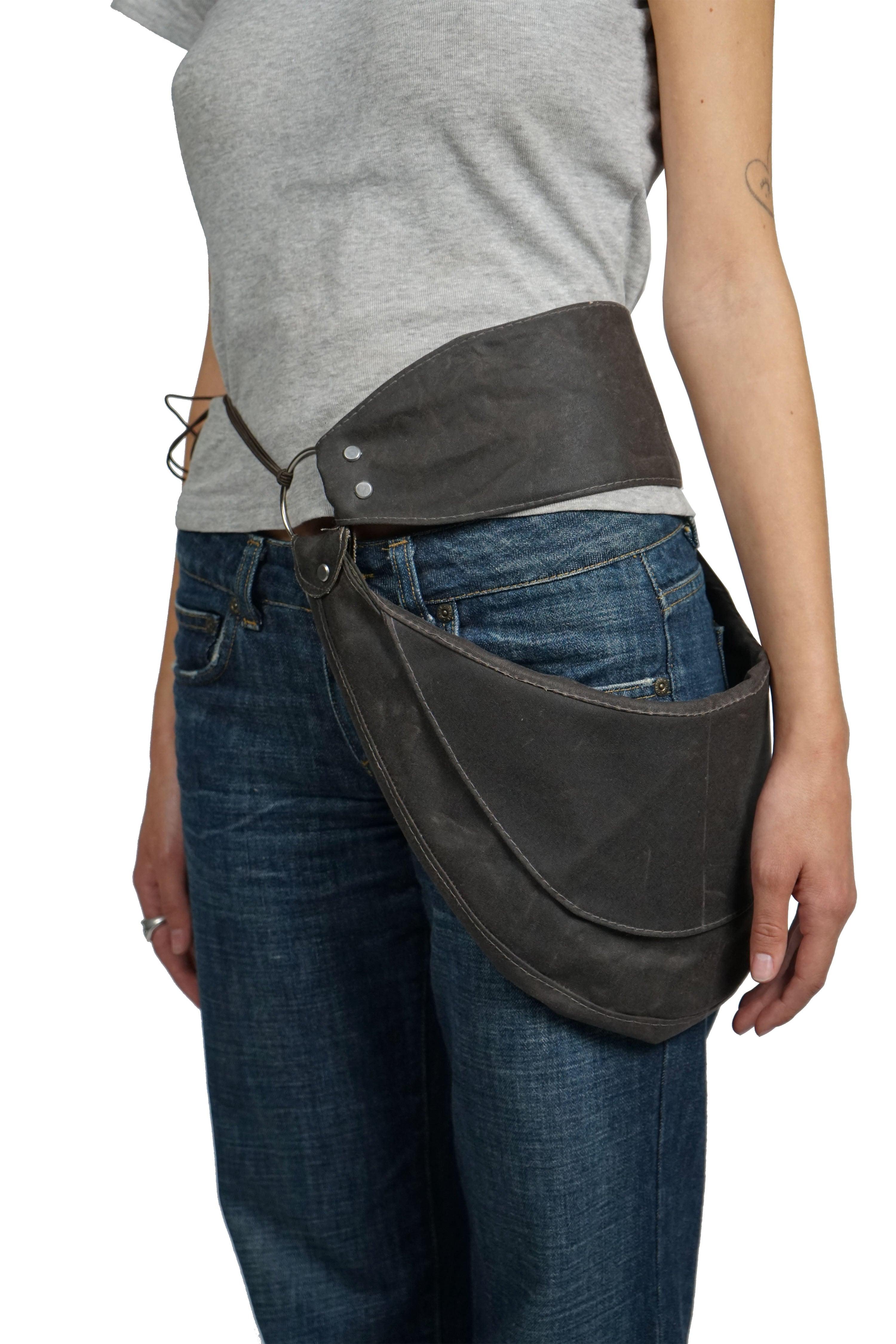 Saddle Bag in Dark Brown