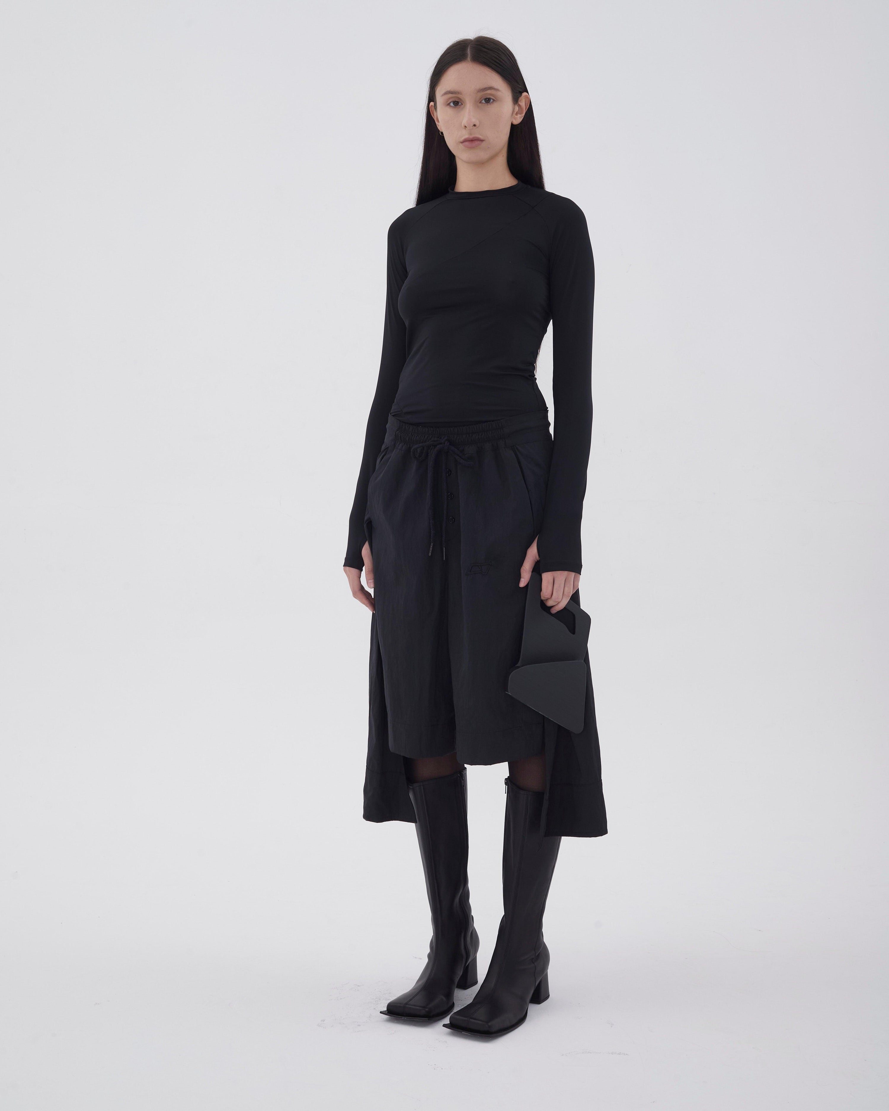 해체된 셔츠-반바지