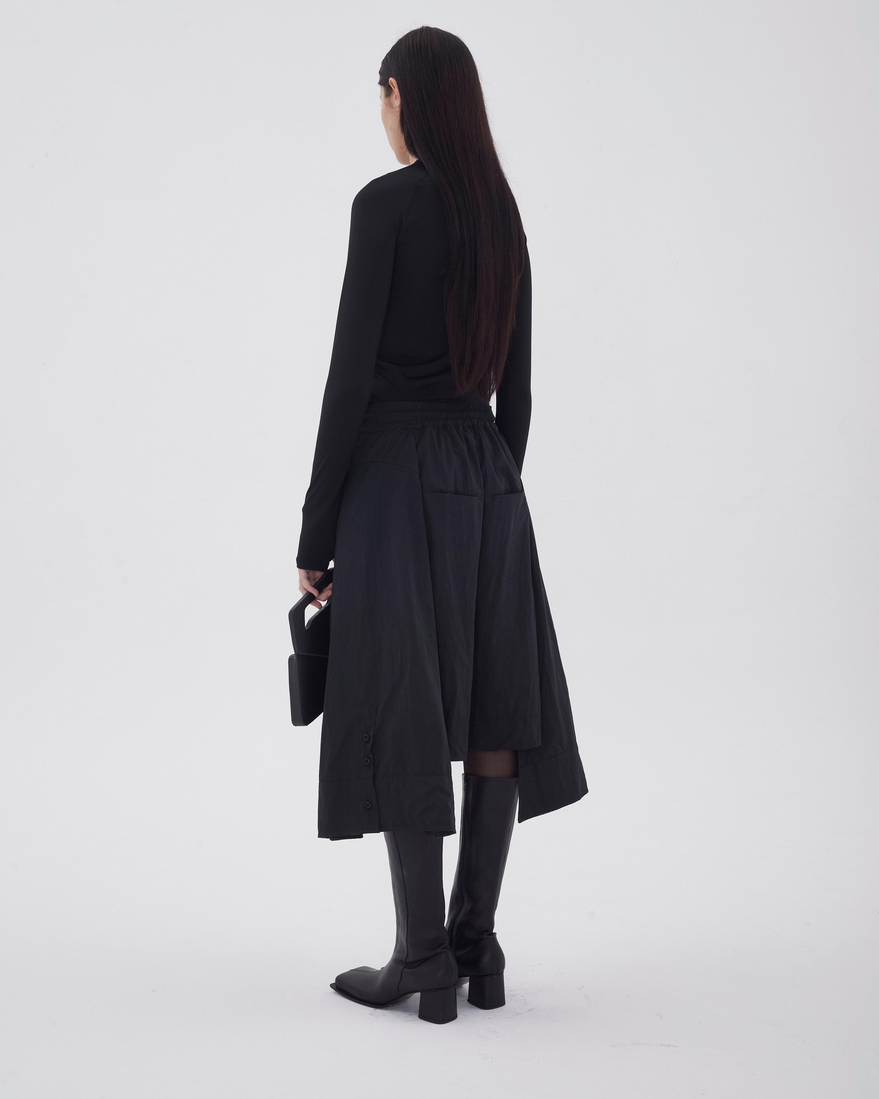 해체된 셔츠-반바지